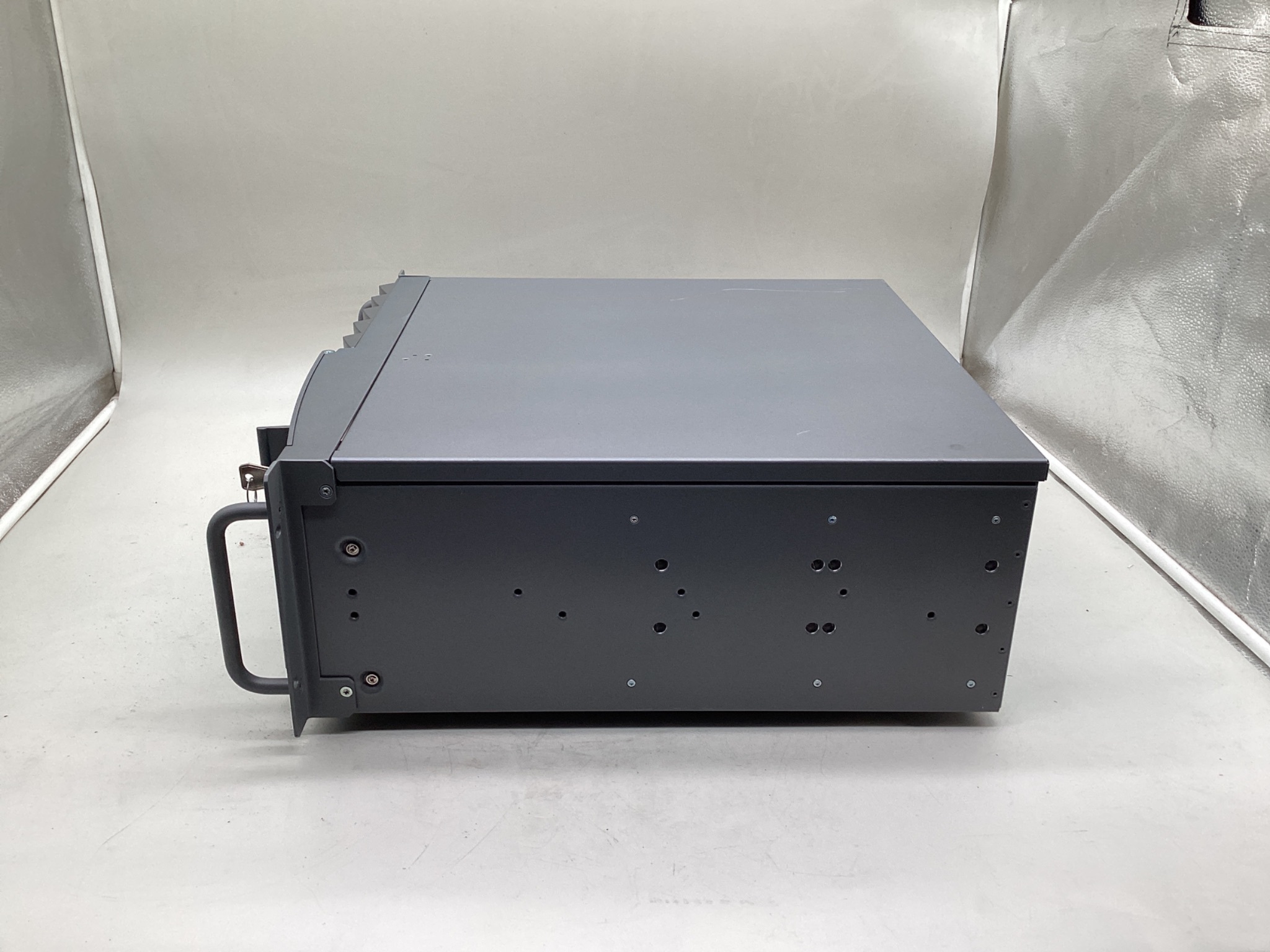 Siemens 6AG4114-2KJ71-1XX3 SIMATIC IPC847D Industrial Rack PC No HDD USED 3