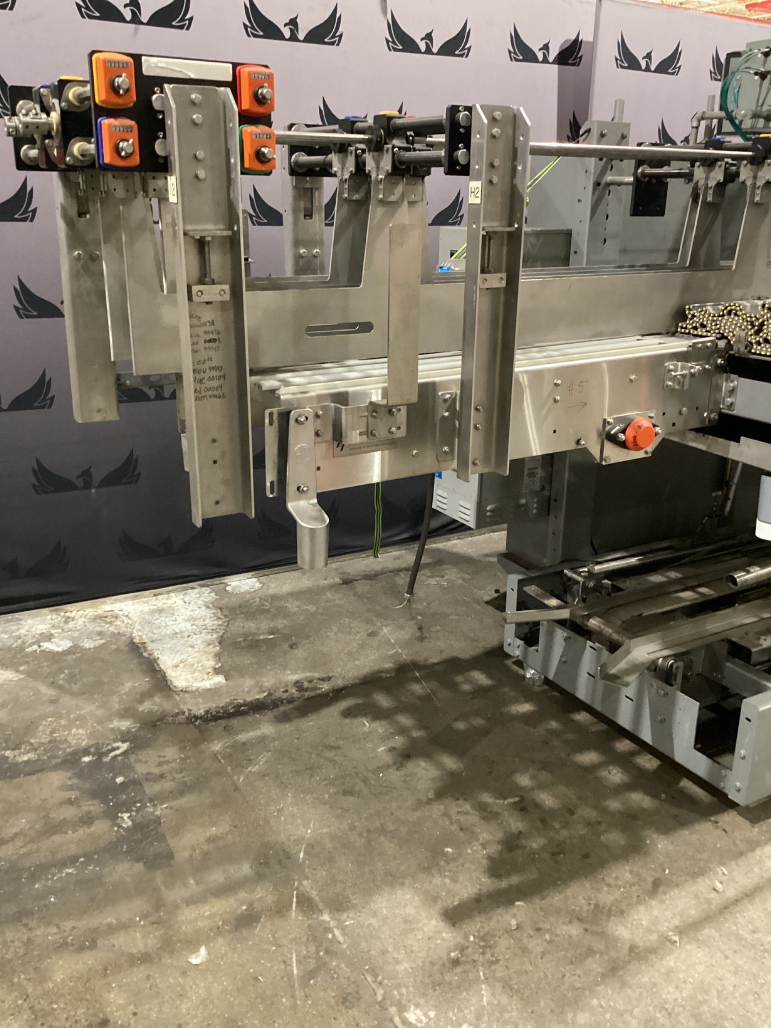 Hartness Model 2800 Case Packer with Model 2200 Laner USED 11