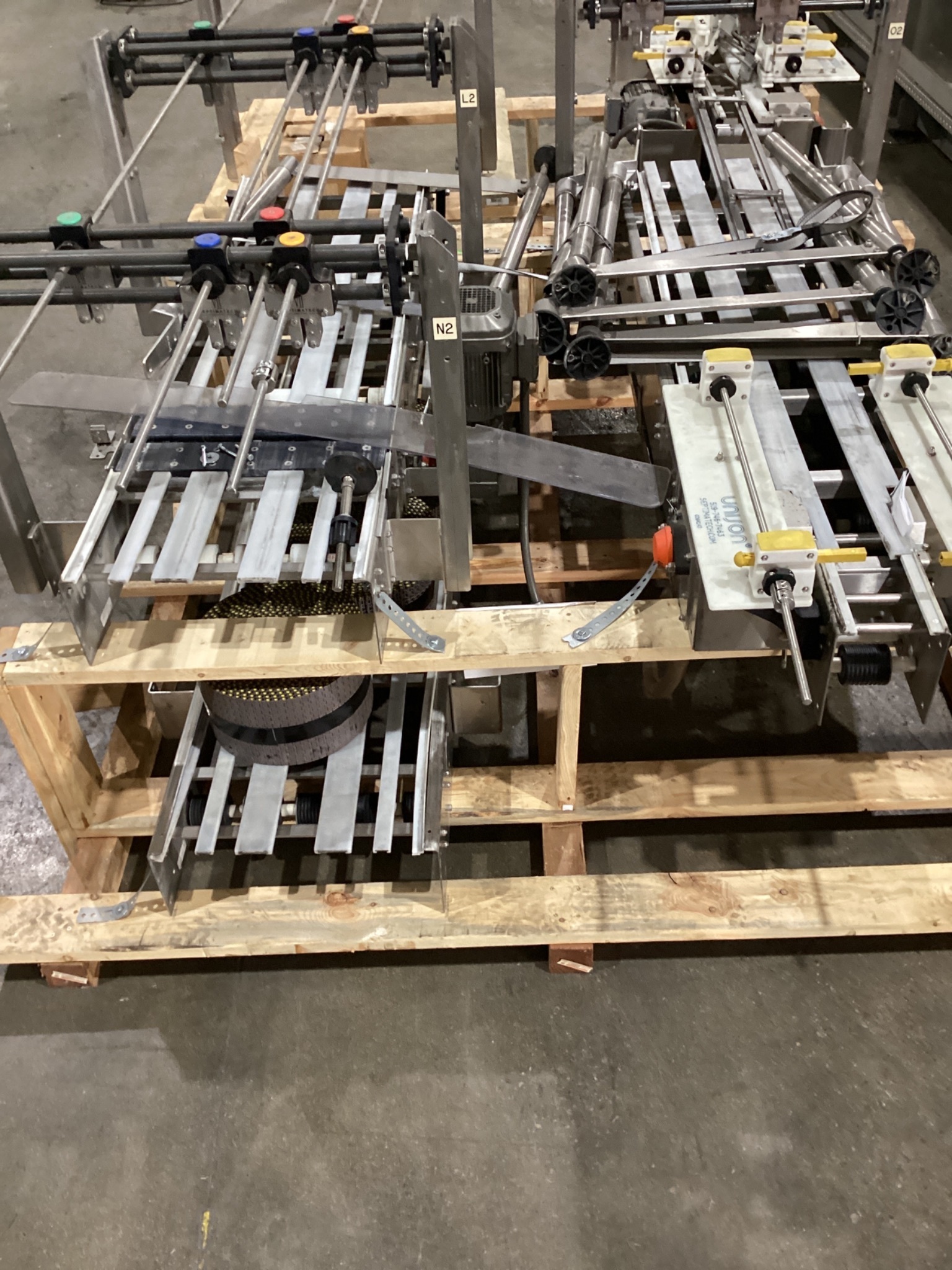 Hartness Model 2800 Case Packer with Model 2200 Laner USED 16