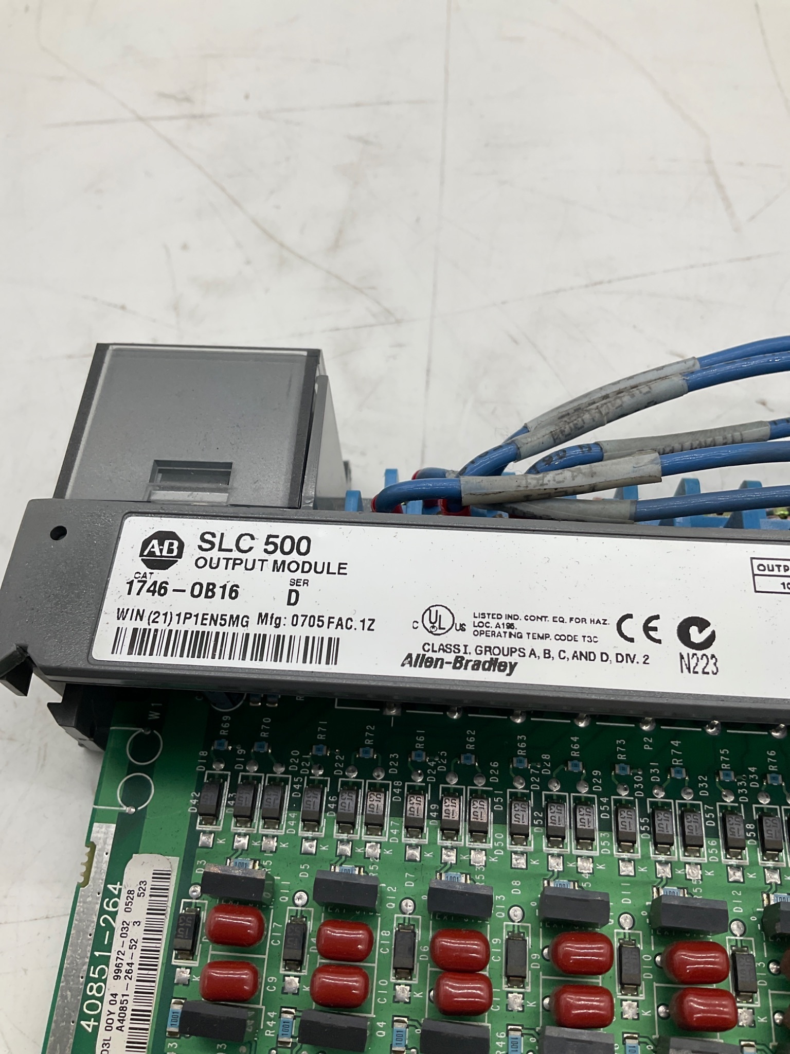 Allen-Bradley 1746-OB16 SLC 500 16-Point DC Output Module Series D USED 1
