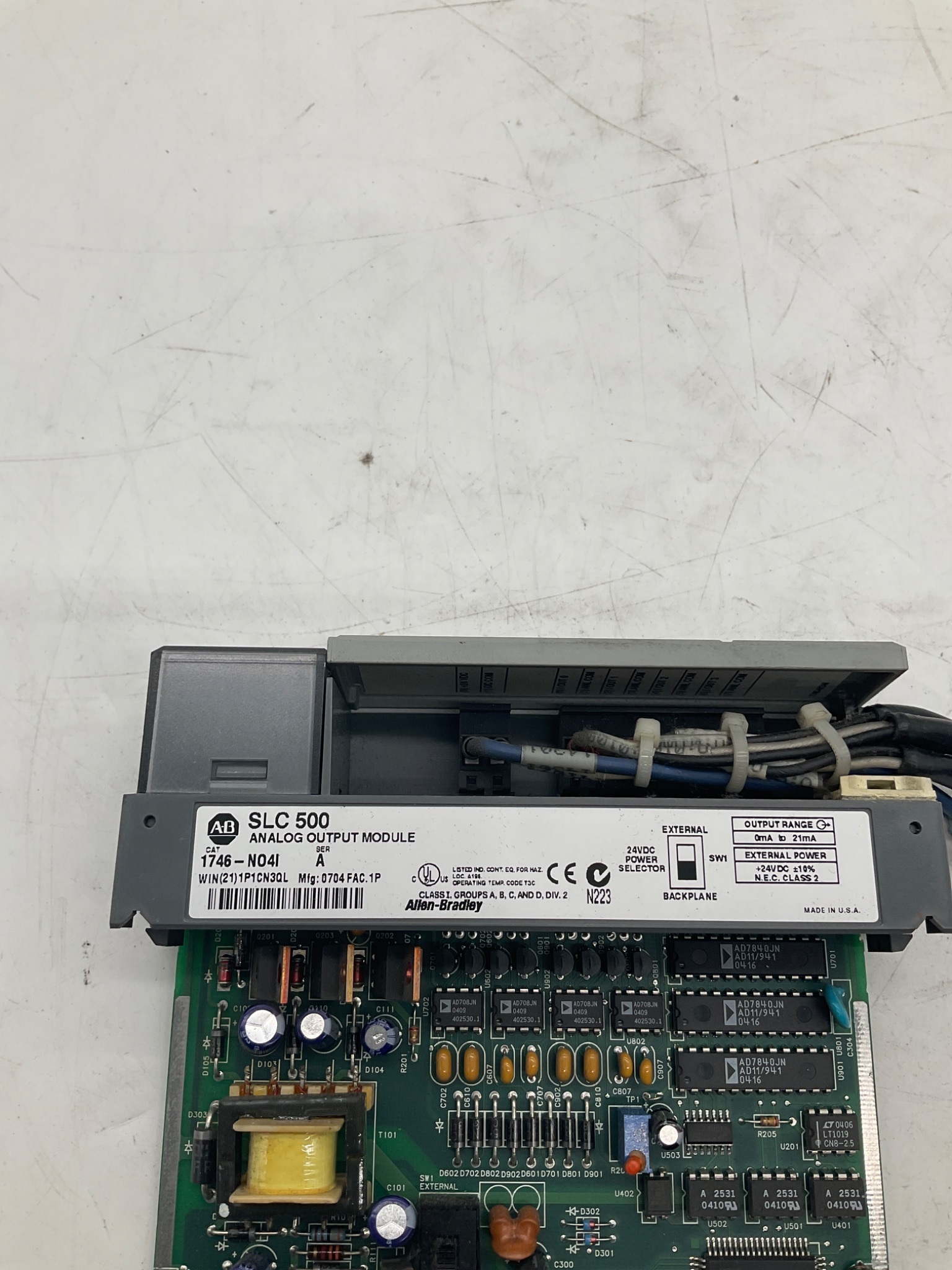 Allen-Bradley 1746-NO4I SLC 500 4-Channel Analog Current Output Module Series A USED 2