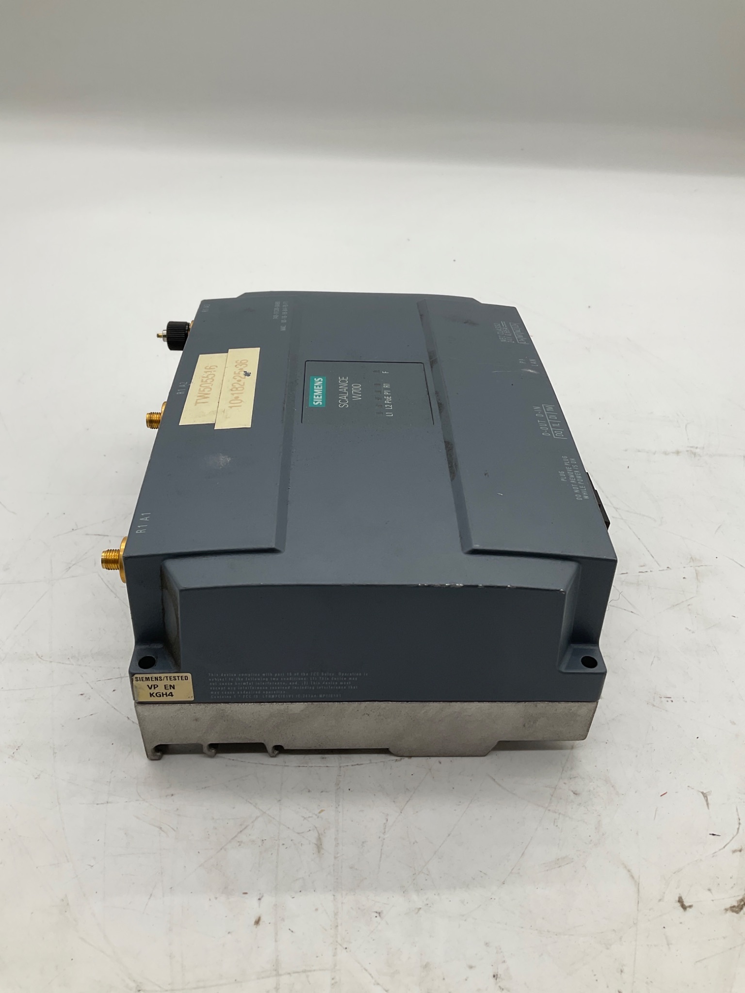 Siemens 6GK5748-1FC00-0AB0 SCALANCE W748-1 RJ45 IWLAN Client Module USED 2
