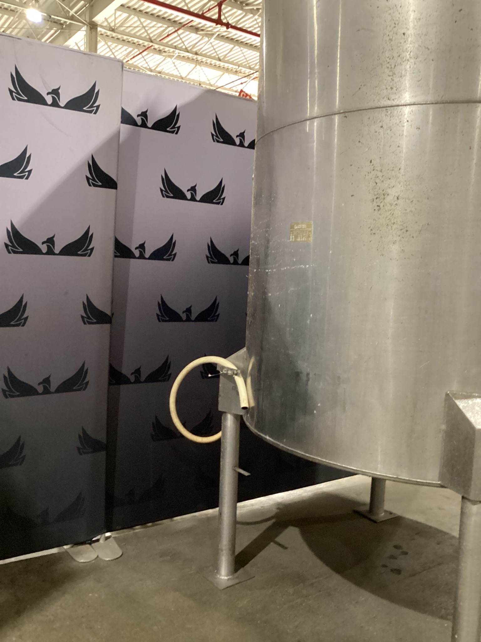 Northwest Incorporated 1000 Gallon Vertical Stainless Steel Tank USED 2