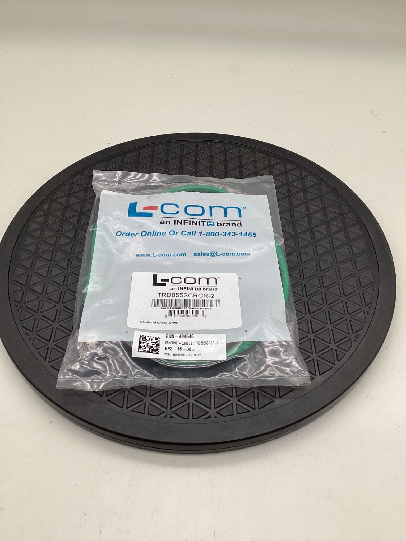 L-COM TRD855SCRGR-2 Cat5e Shielded Ethernet Cable 2FT NEW 0
