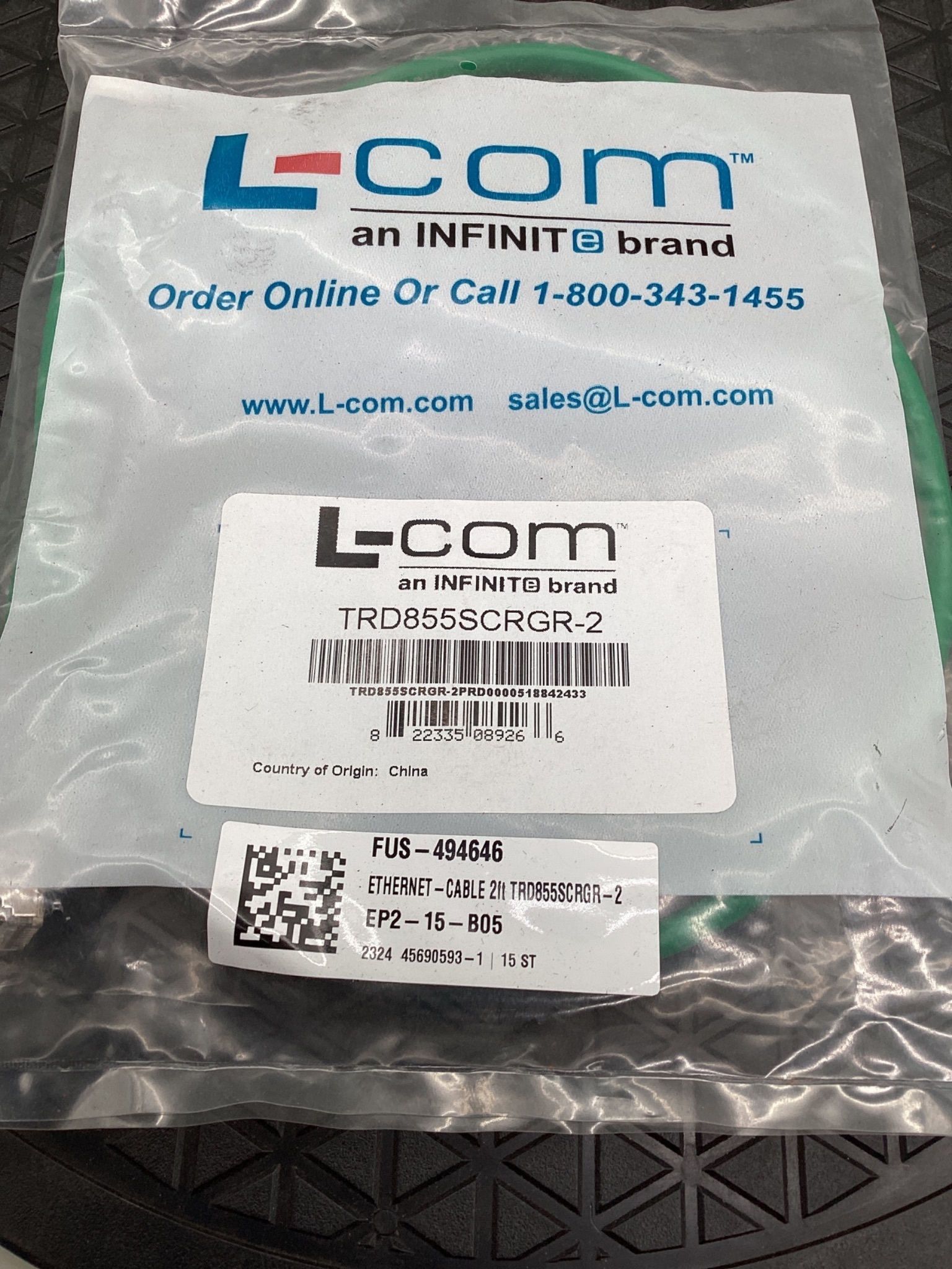 L-COM TRD855SCRGR-2 Cat5e Shielded Ethernet Cable 2FT NEW 1