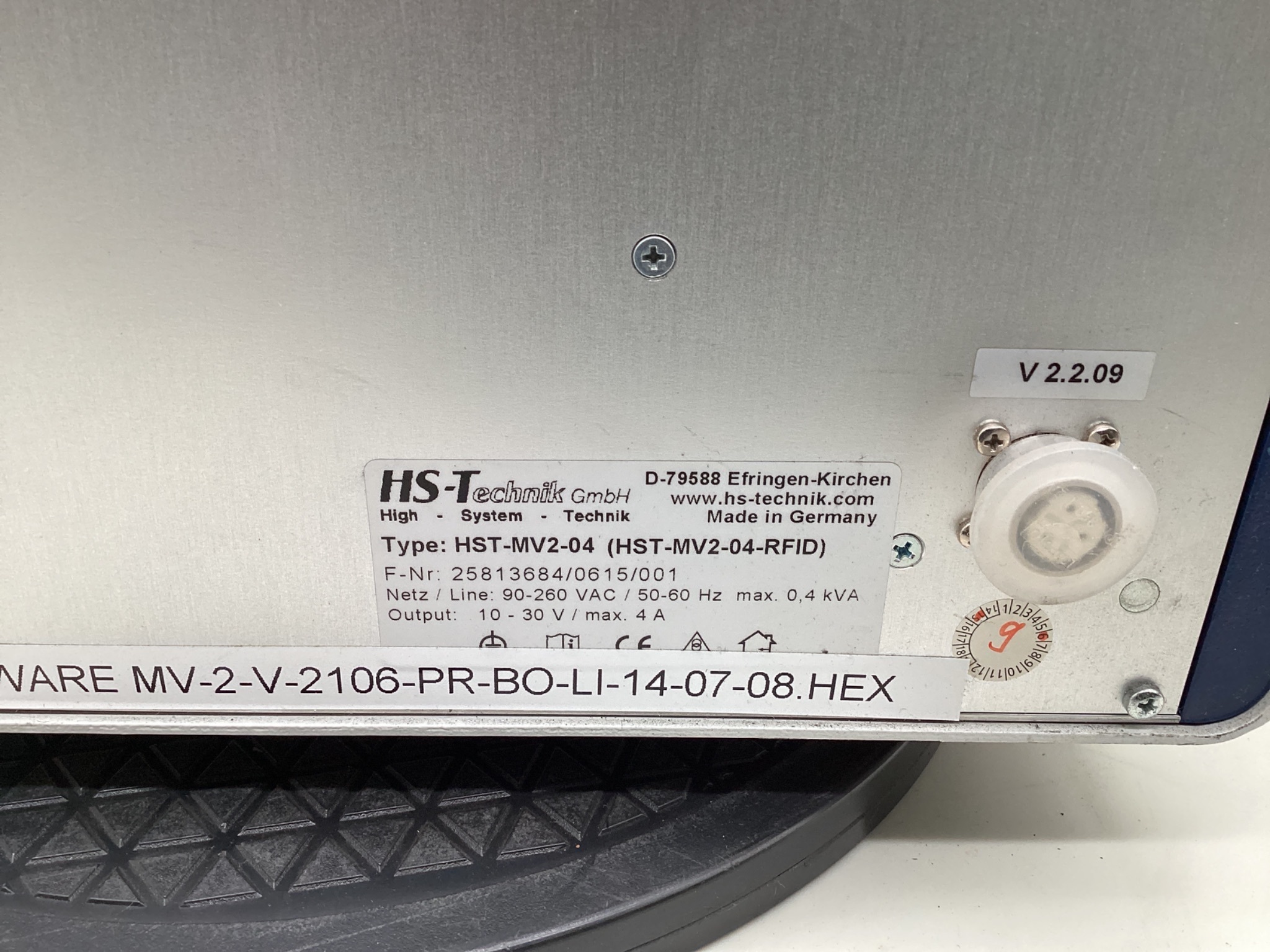 HS-Technik HST-MV2-04 HST-MV2-04-RFID 4-Station Battery Charger USED 2