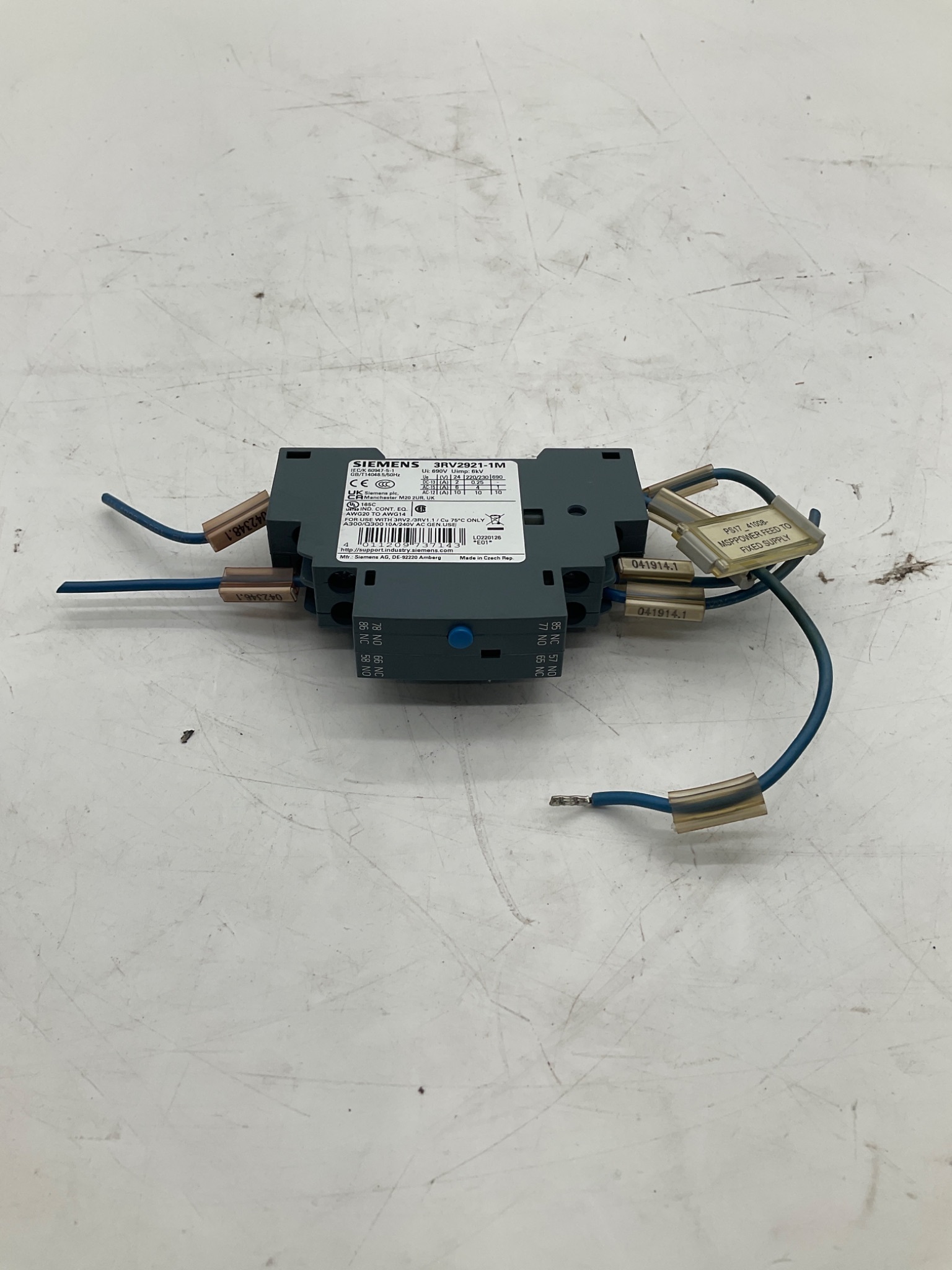 SIEMENS 3RV2921-1M Auxiliary Switch Block 2NO 2NC USED 1