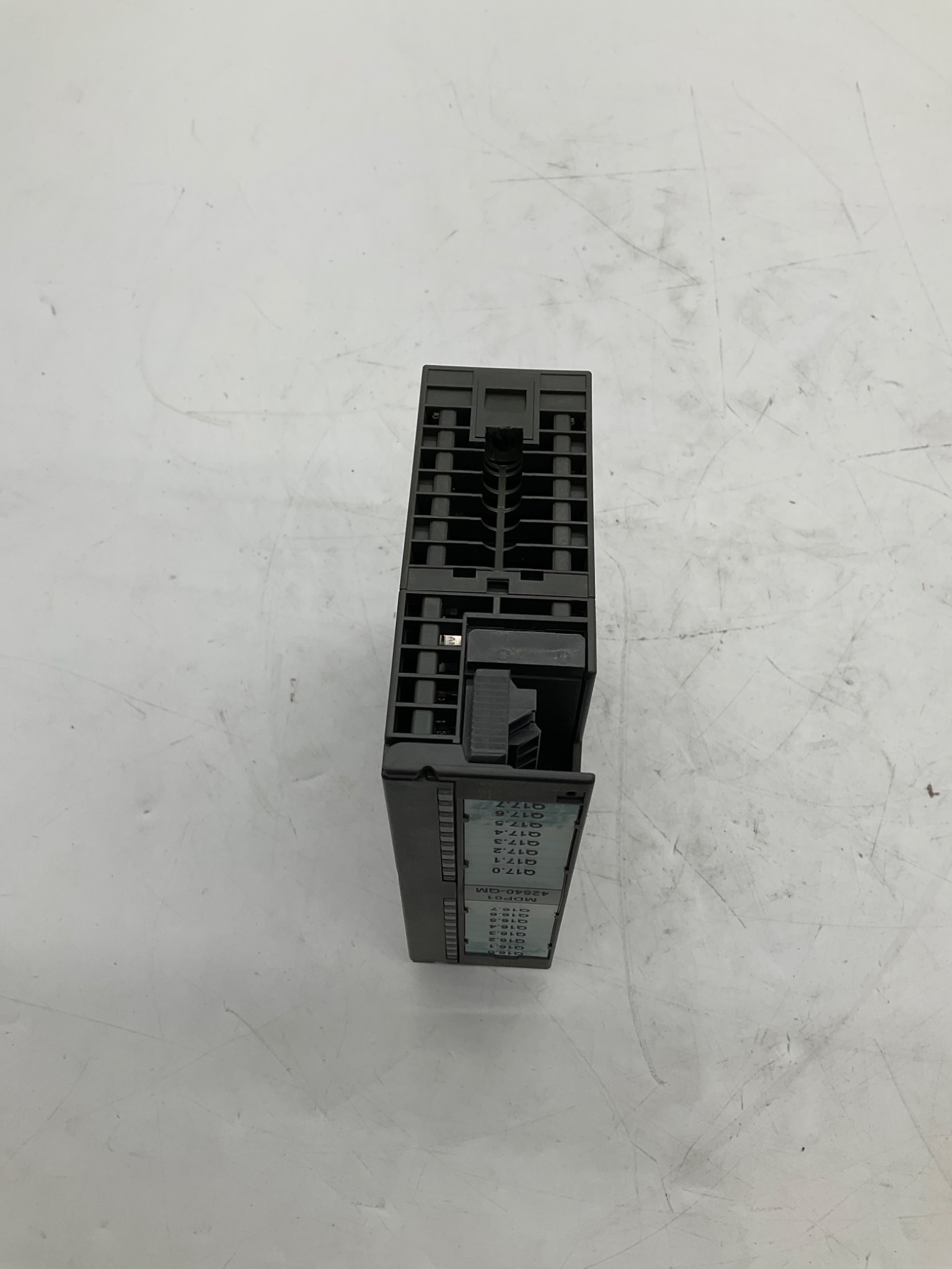 SIEMENS 6ES7322-1BH01-0AA0 SIMATIC S7-300 SM322 16DO 24VDC 0.5A Output Module USED 2