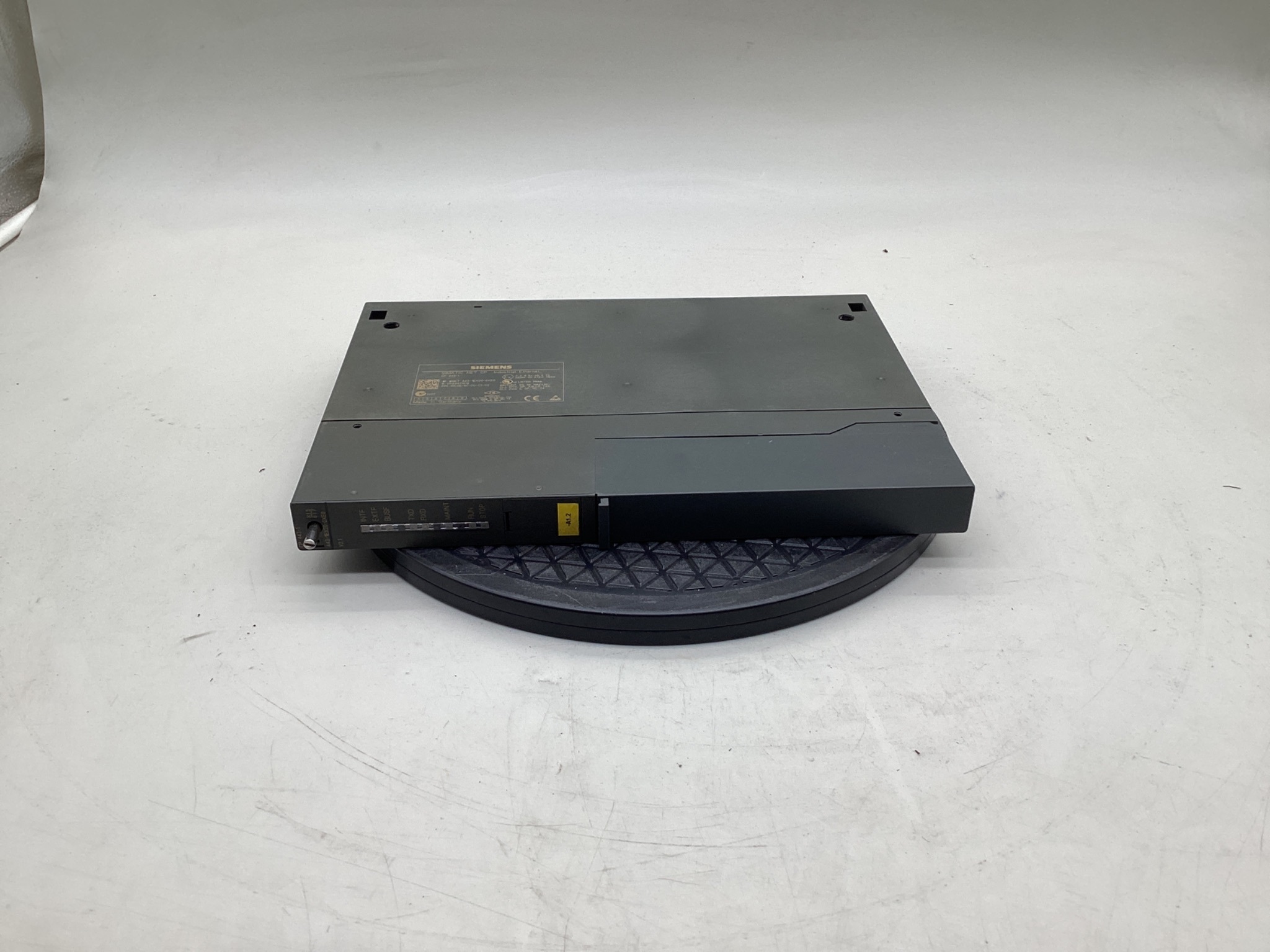 SIEMENS 6GK7443-1EX20-0XE0 SIMATIC NET CP 443-1 Industrial Ethernet Module USED 1