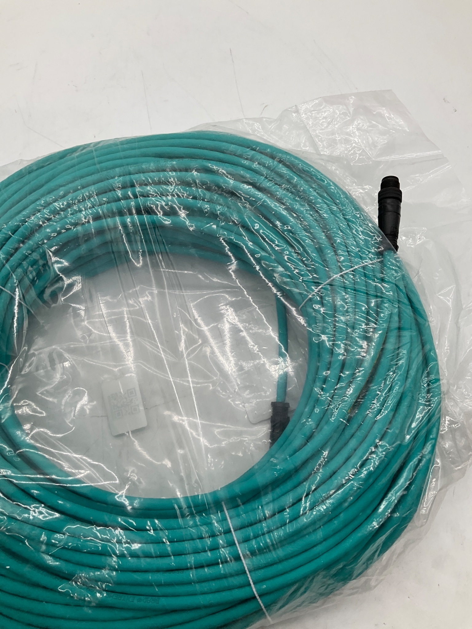 MOLEX 1300480323 M12 D-Coded Ethernet Cordset 65M NEW 3