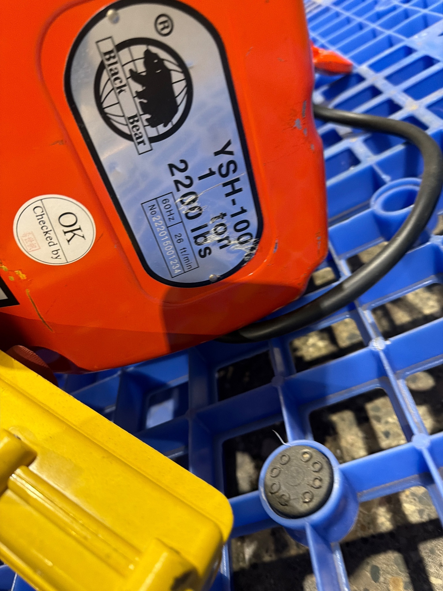BLACK BEAR YSH-100 1-Ton Electric Chain Hoist USED 4