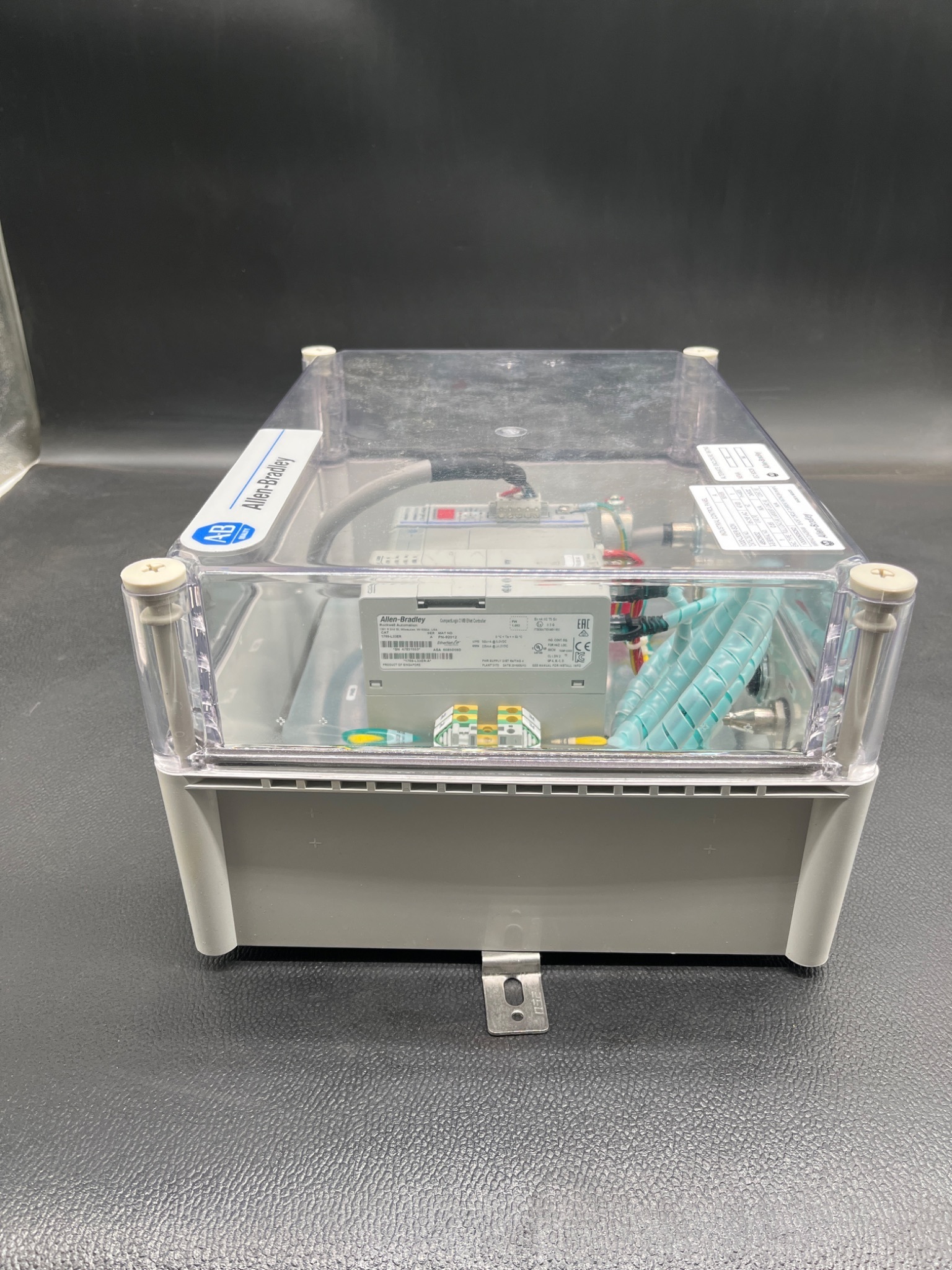 ALLEN‑BRADLEY 1000‑L33ER‑SDN Series A Industrial Control Panel USED 1