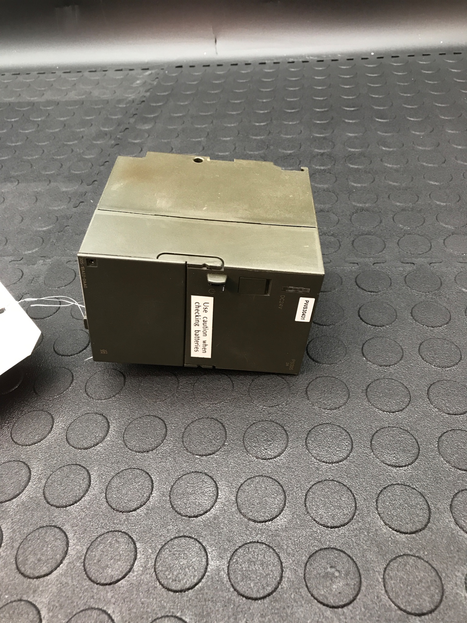 SIEMENS 6ES7 305-1BA80-0AA0 S7-300 24VDC Power Supply USED 0