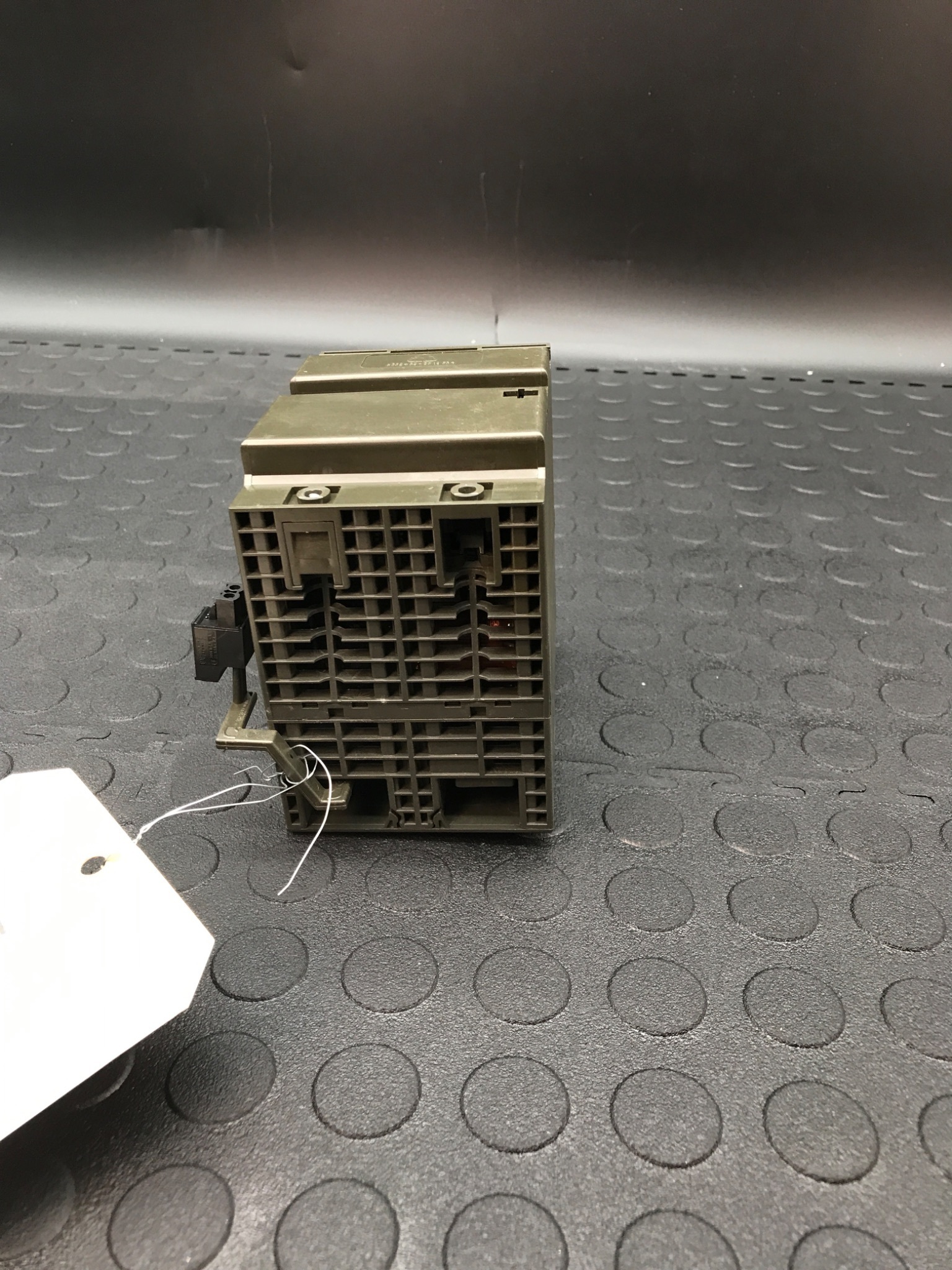 SIEMENS 6ES7 305-1BA80-0AA0 S7-300 24VDC Power Supply USED 1