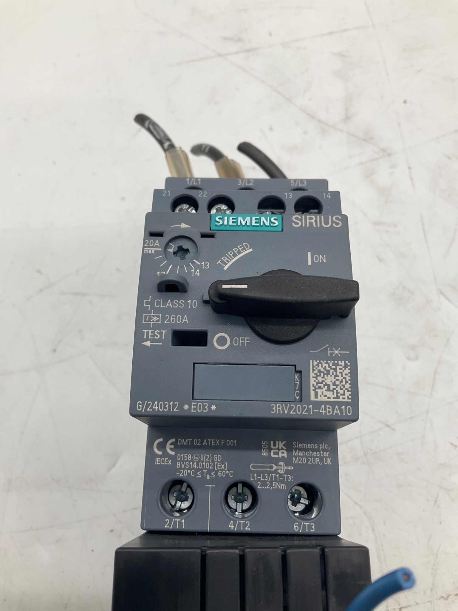 SIEMENS 3RV2021-4BA10 with 3RT2026-1BB40 SIRIUS Motor Starter Combination USED 1