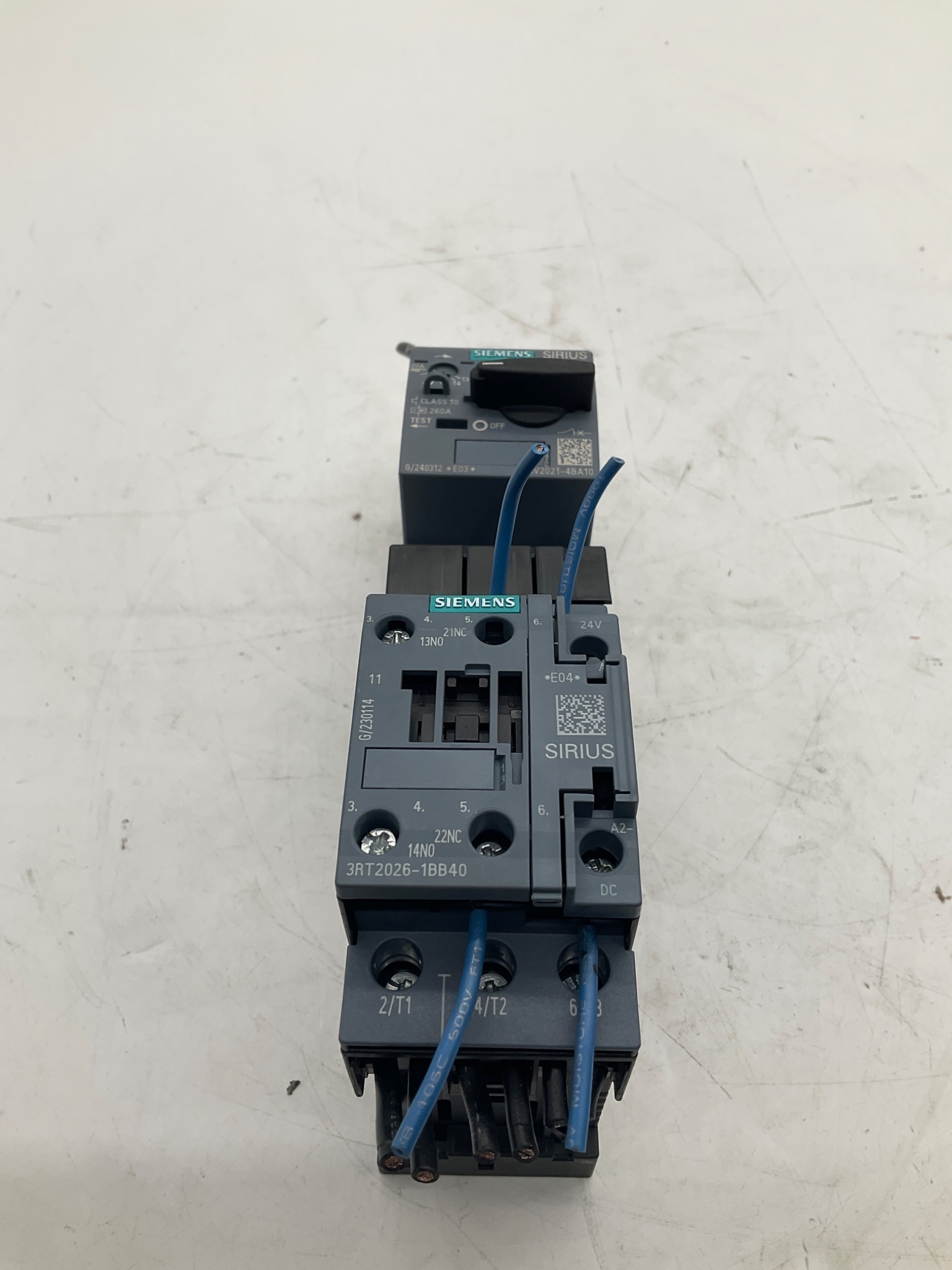 SIEMENS 3RV2021-4BA10 with 3RT2026-1BB40 SIRIUS Motor Starter Combination USED 4