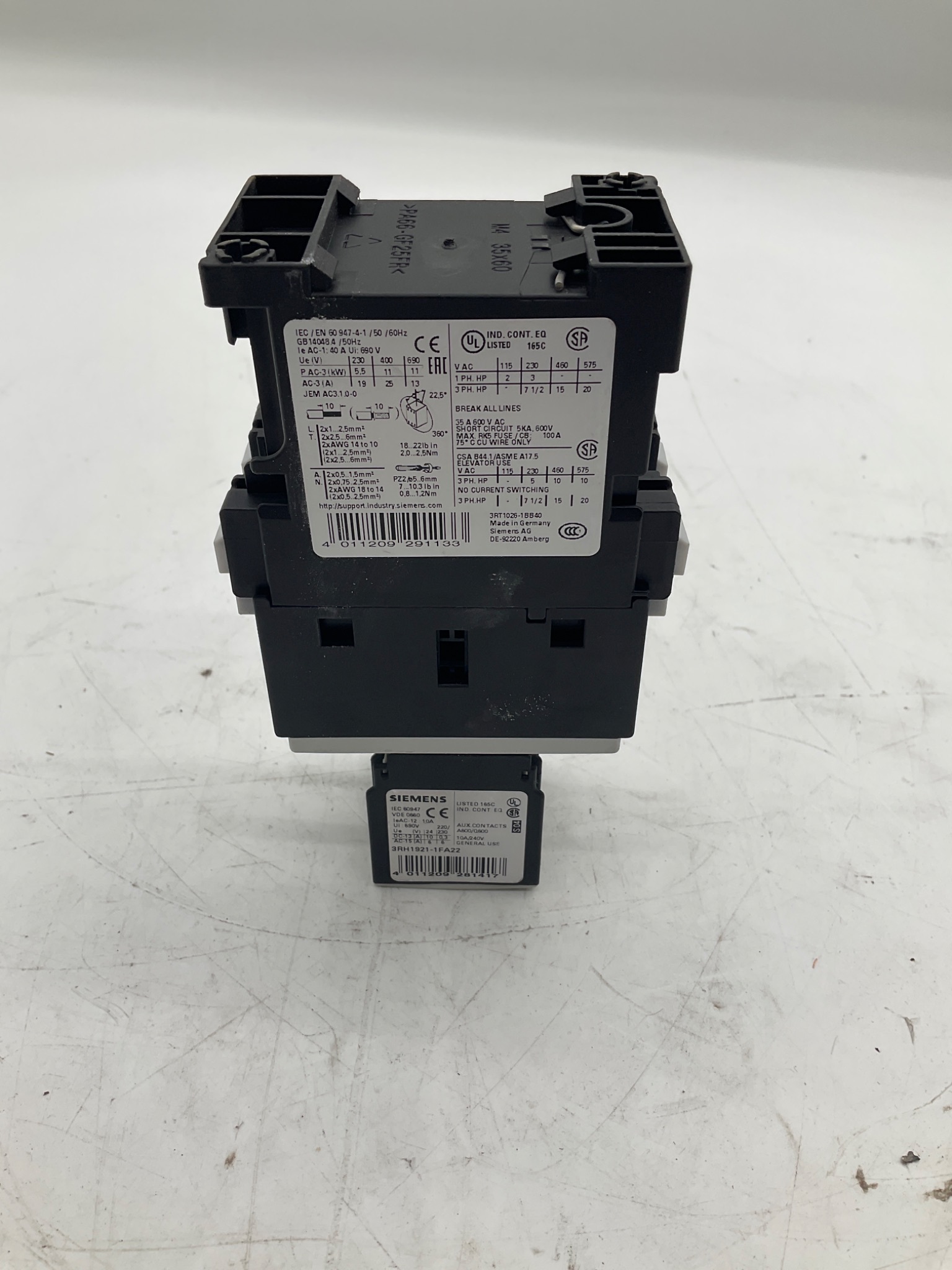 SIEMENS 3RT1026-1BB40 Contactor With 3RH1921-1FA22 Auxiliary Block USED 3