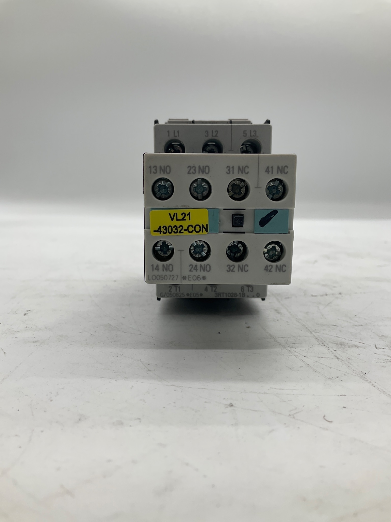 SIEMENS 3ZX1012-0RT02-1AA1 Contactor With 3RH1921-1FA22 Auxiliary Block USED 3