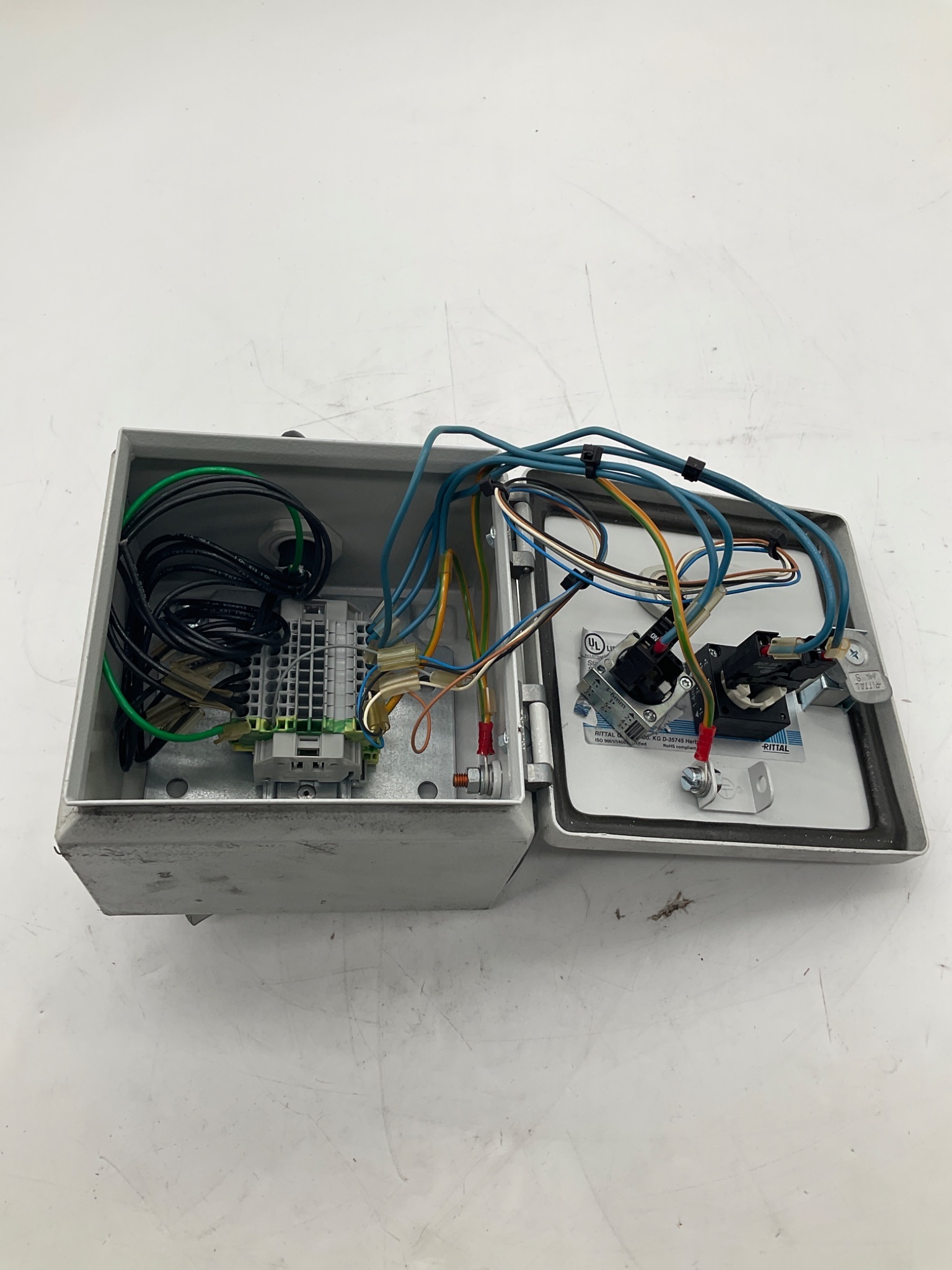 RITTAL Control Station Enclosure With Key Switch & Scanner Bypass USED 1