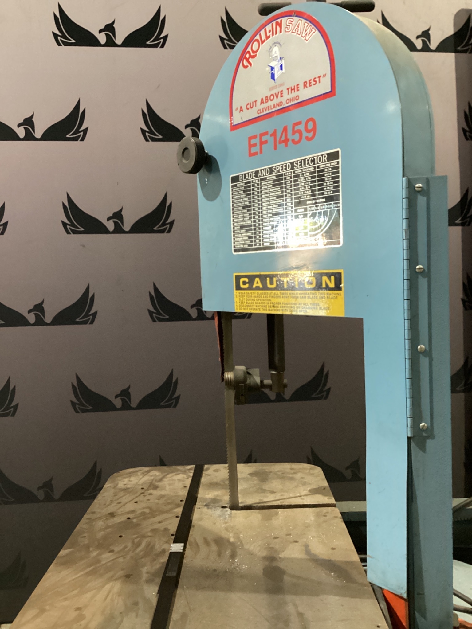 ROLL-IN EF1459 Vertical Bandsaw 110V USED 1