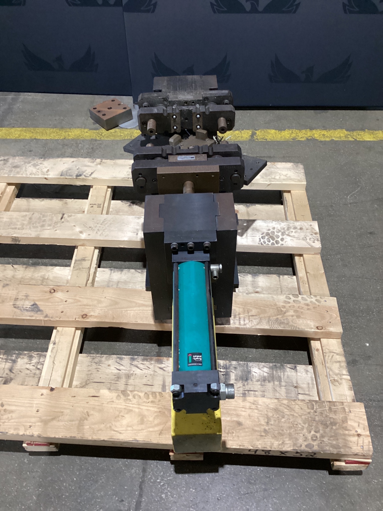 DAYTON PROGRESS P202 Production Tooling Workstation With TOX Press Drive USED 0