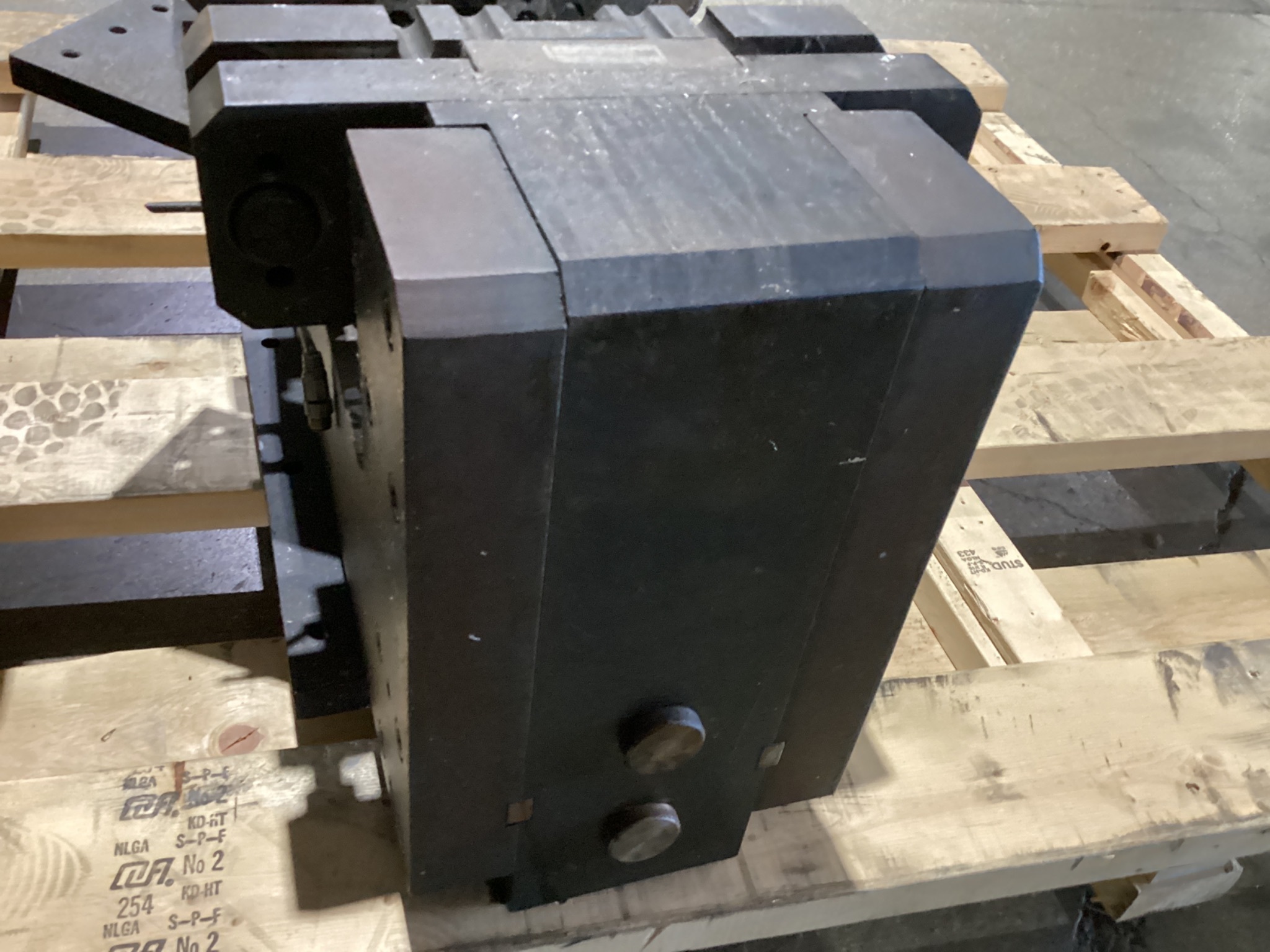 DAYTON PROGRESS P202 Production Tooling Workstation With TOX Press Drive USED 4