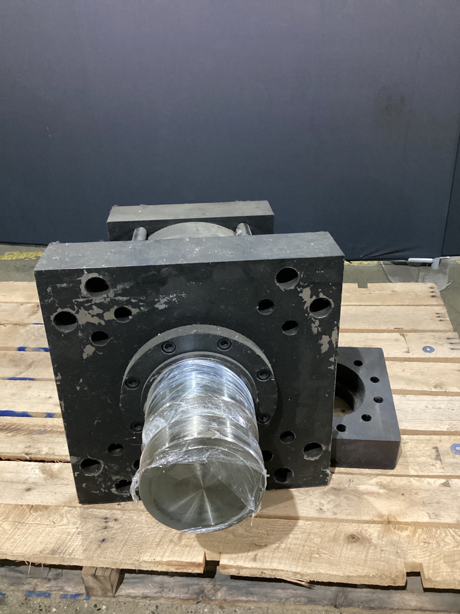 PARKER 16.00JB3HXXTS355N8.000 16" Bore 8" Stroke Hydraulic Cylinder USED 0