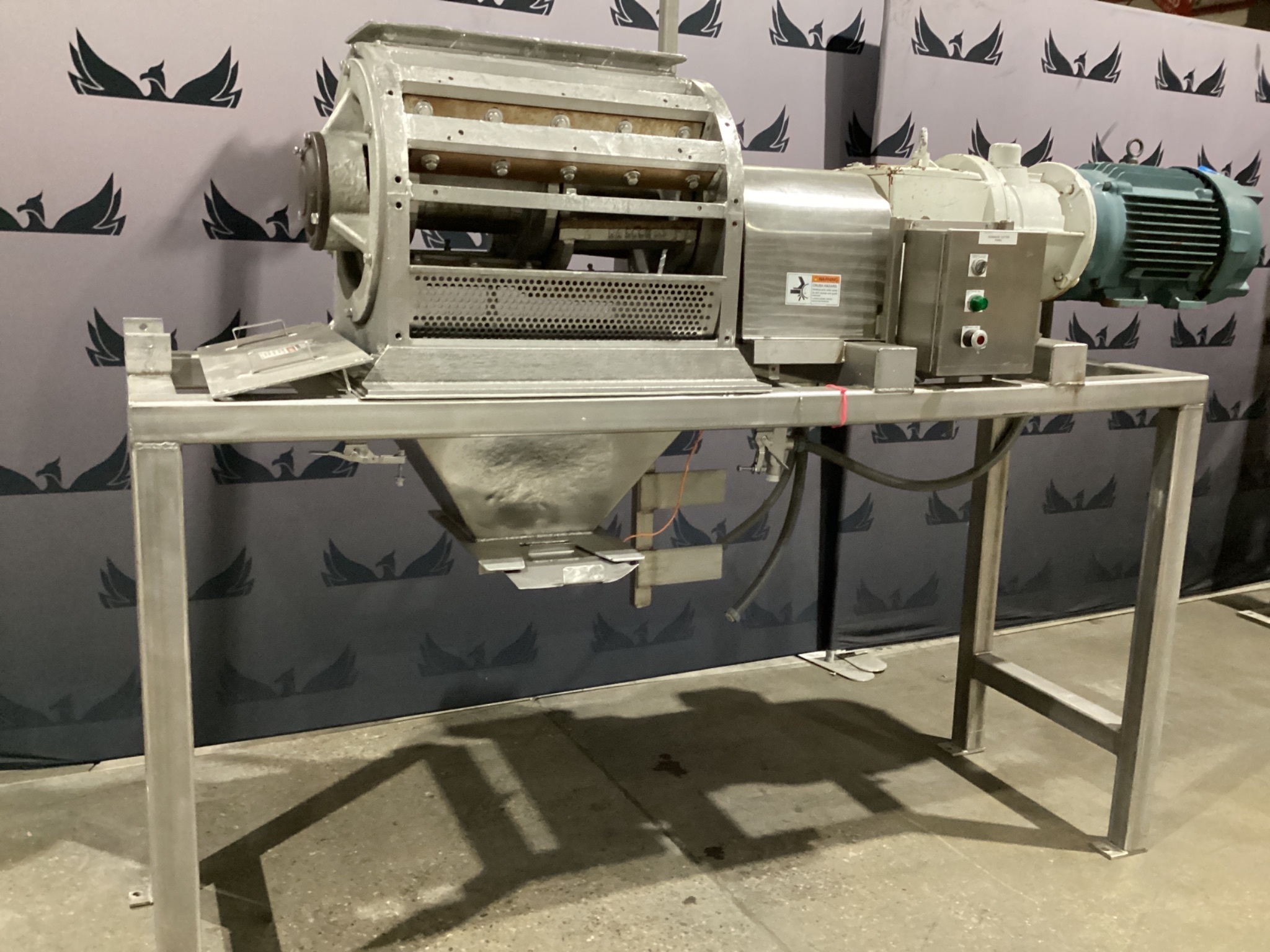 ROBINSON 18" Stainless Steel Cutter With Hopper 25 HP Baldor Drive USED 0