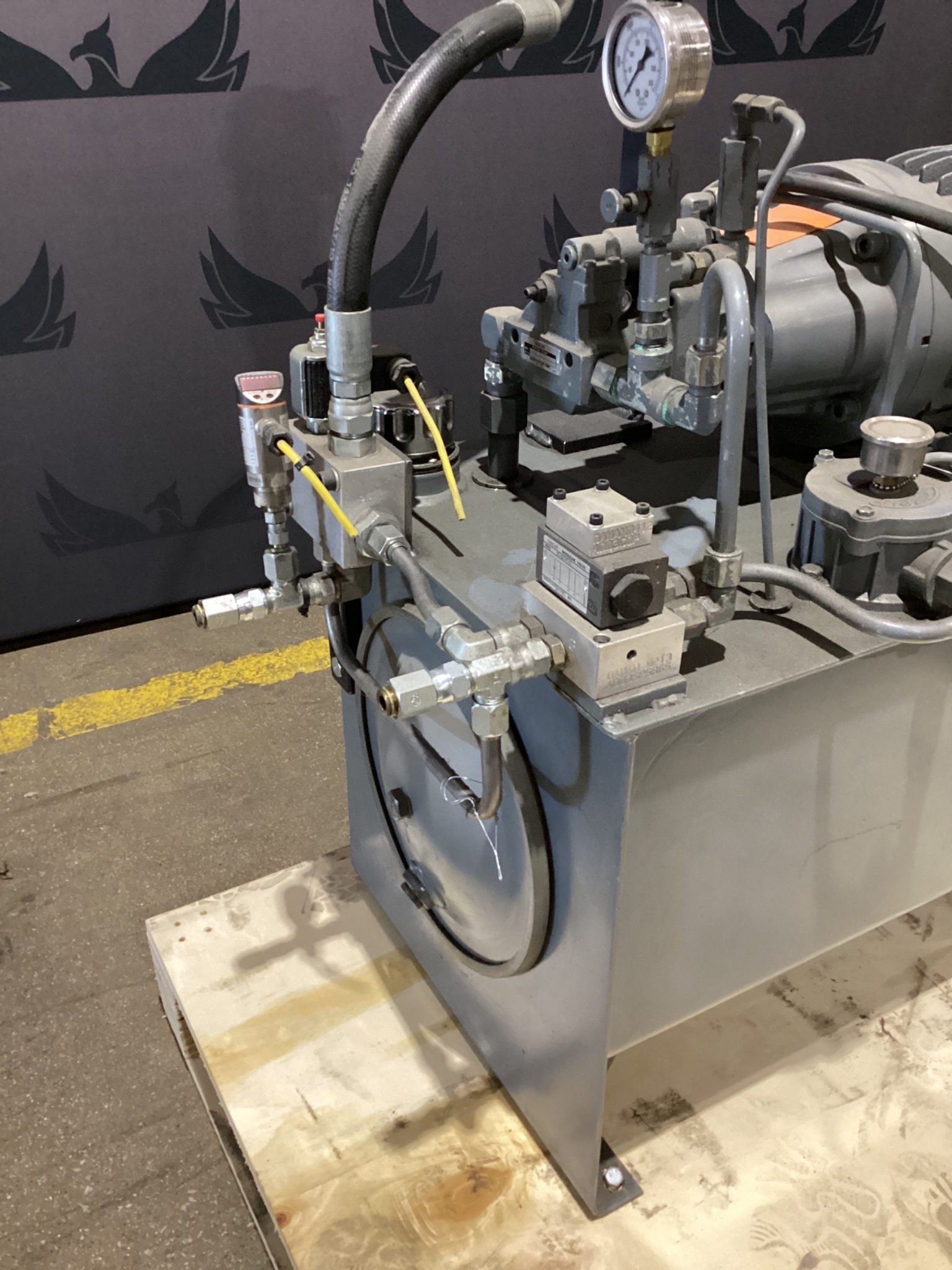 Hydraulic Power Unit With Nachi Piston Pump, BM-102-S Oil Cooler & Parker Accumulator USED 1