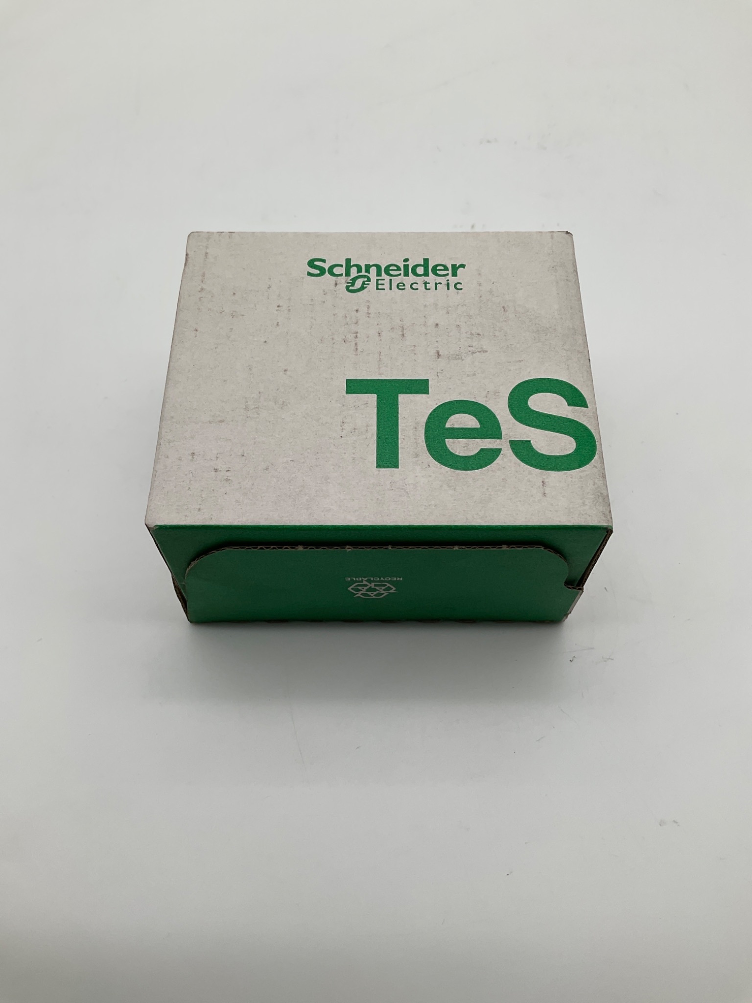 SCHNEIDER ELECTRIC LRD32 TeSys 23-32A Thermal Overload Relay NEW 1