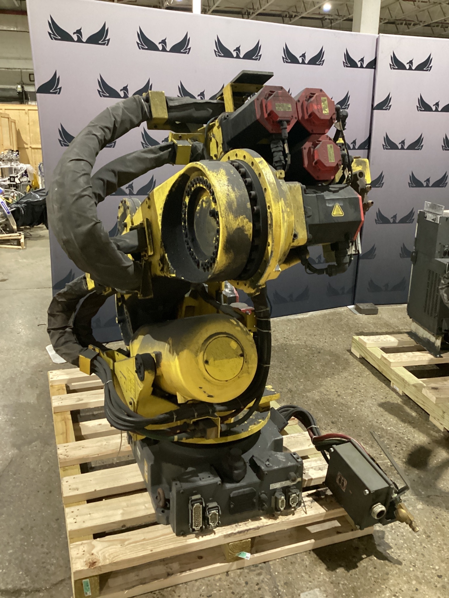 FANUC R-2000iB/210F w/ R-30iB Controls USED - Missing Teach Pendant 0