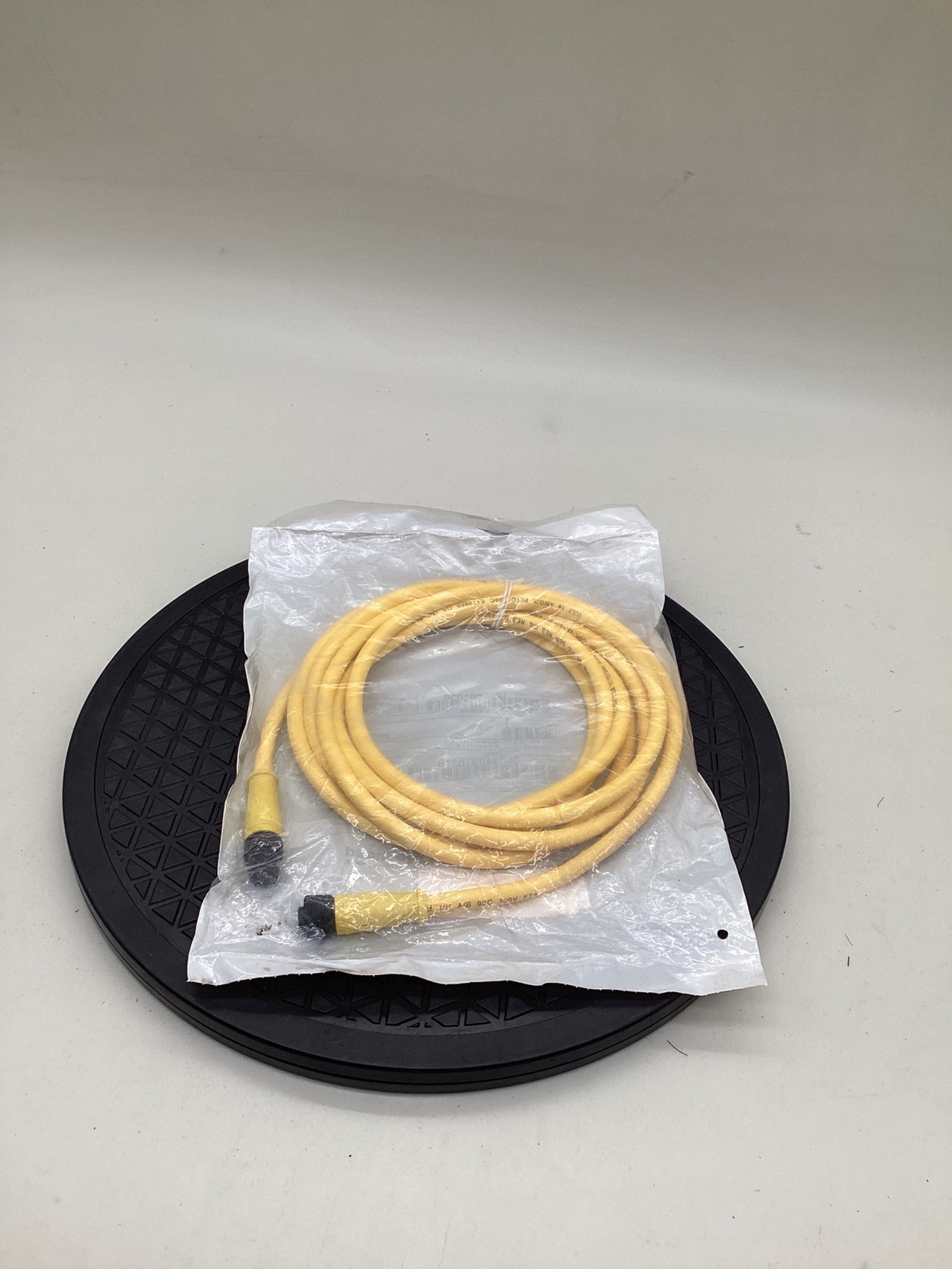 MOLEX / BRAD CONNECTIVITY 1200661036 M12 5-Pole Cordset 3M NEW 2