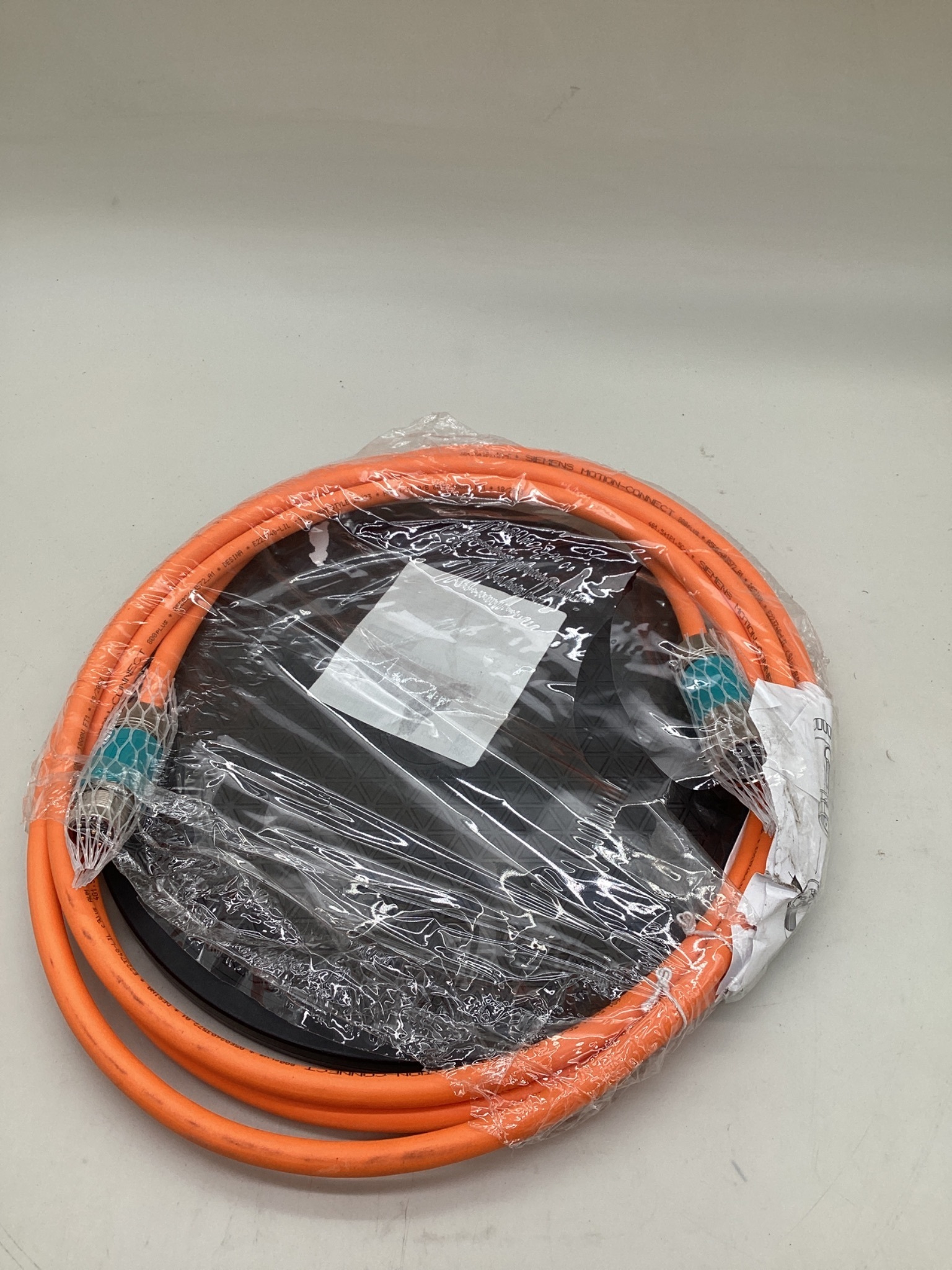SIEMENS 6FX8002-5DA05-1AD5 MOTION-CONNECT 800Plus Power Cable 3.5M NEW 2
