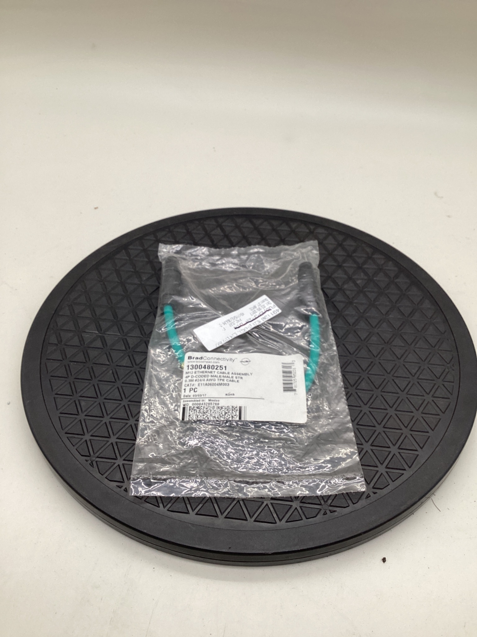 MOLEX BRAD CONNECTIVITY 1300480251 M12 D-Coded Ethernet Cordset 0.3M NEW 0