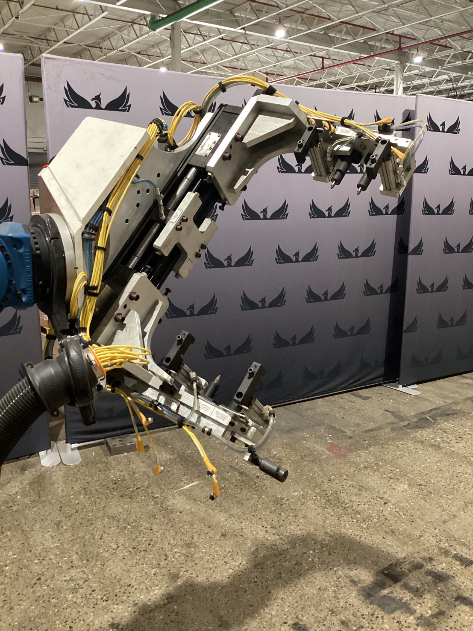 FANUC R‑2000iC/270F Robot w/ R‑30iB PLUS Controller & Spot Welding EOAT USED 3