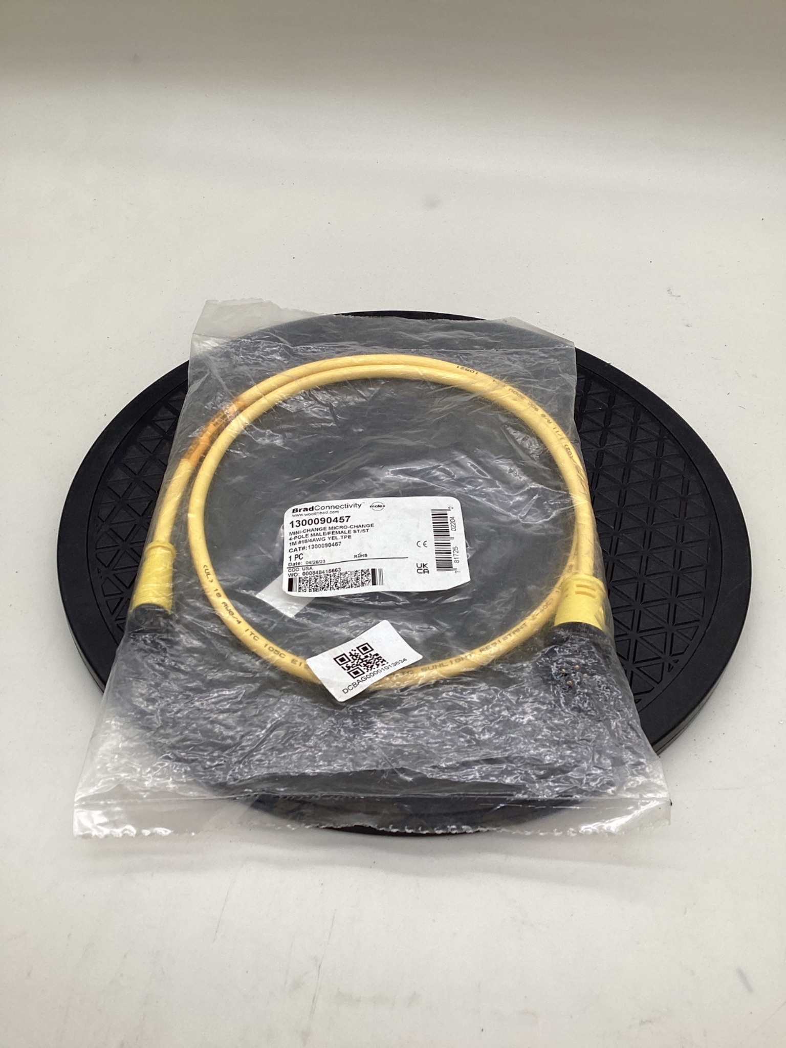 MOLEX / BRAD CONNECTIVITY 1300090457 Mini-Change Micro-Change Cordset 1M NEW 0