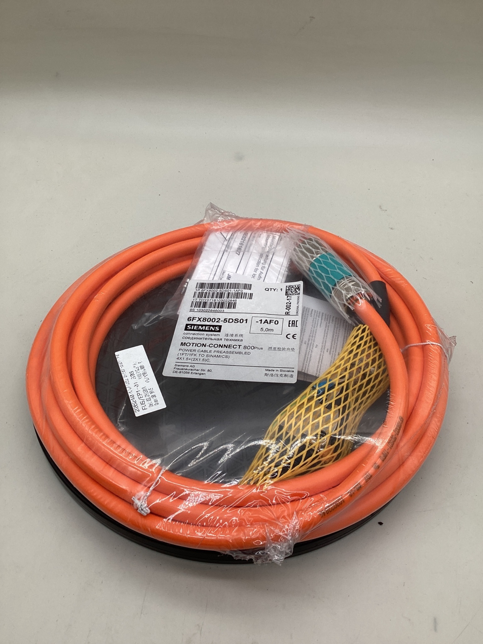 SIEMENS 6FX8002-5DS01-1AF0 MOTION-CONNECT 800Plus Power Cable 5M NEW 0