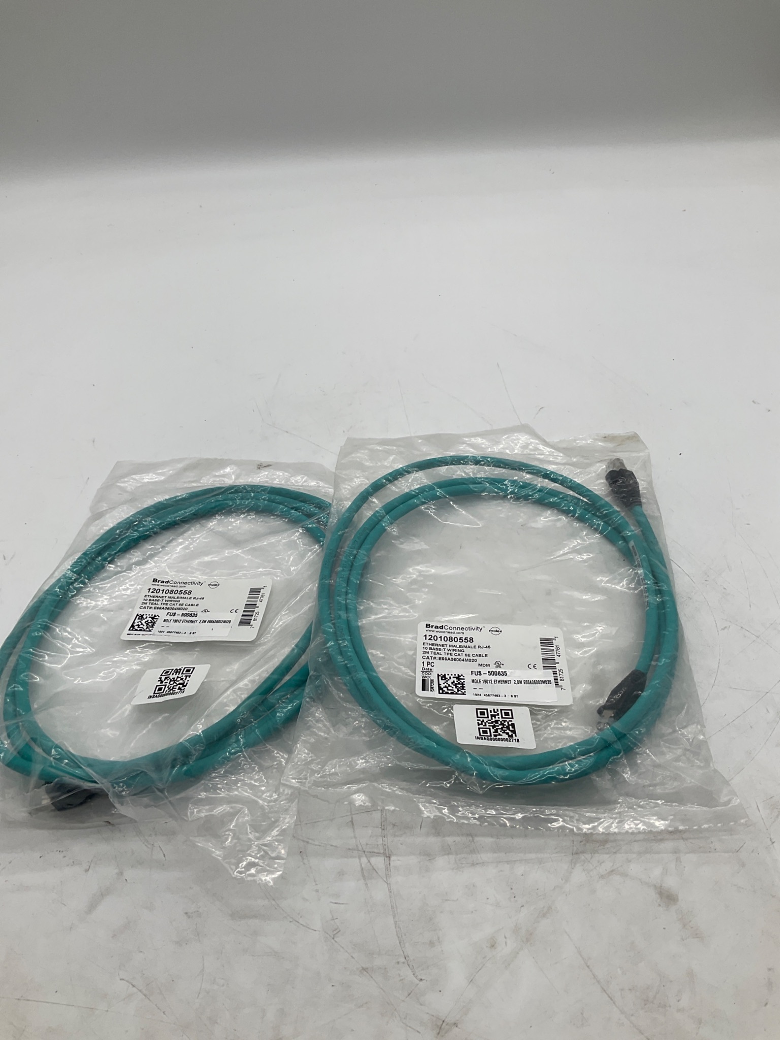 MOLEX / BRAD CONNECTIVITY 1201080558 RJ45 Ethernet Cordset 2M (Lot Of 2) NEW 0