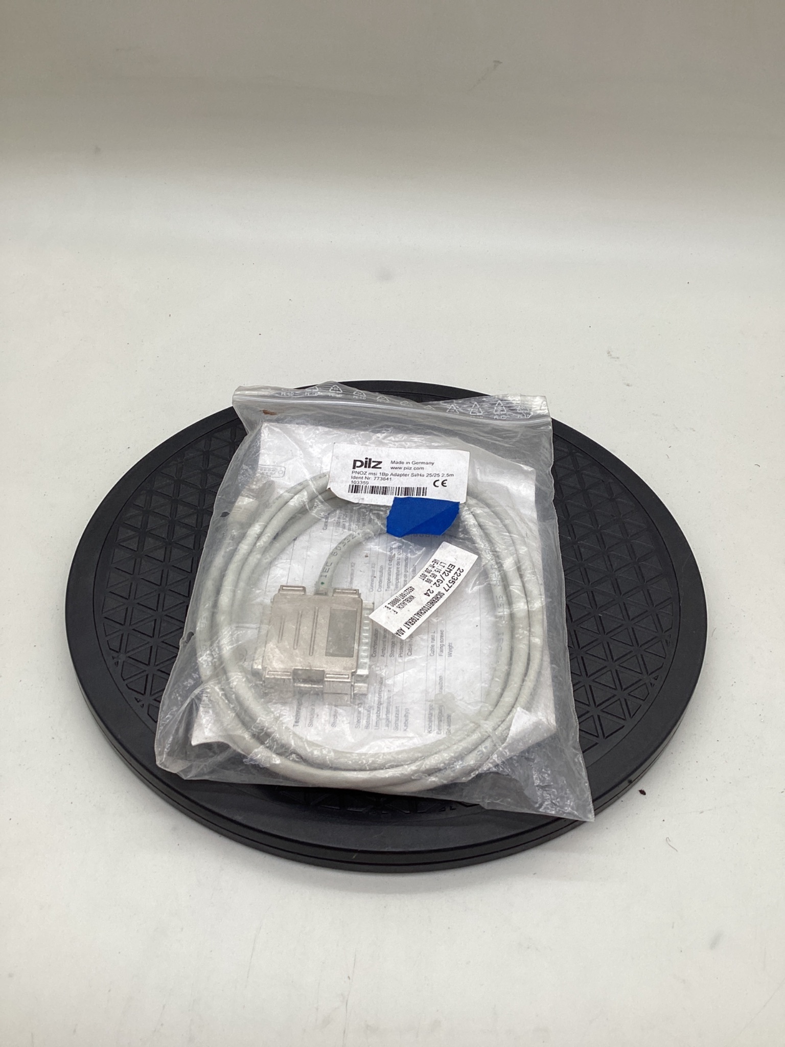 PILZ 773841 PNOZ MSI 1Bp Adapter Cable 2.5M NEW 0