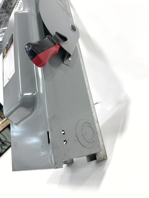 SQUARE D H363 Heavy Duty Fusible Safety Switch USED 2