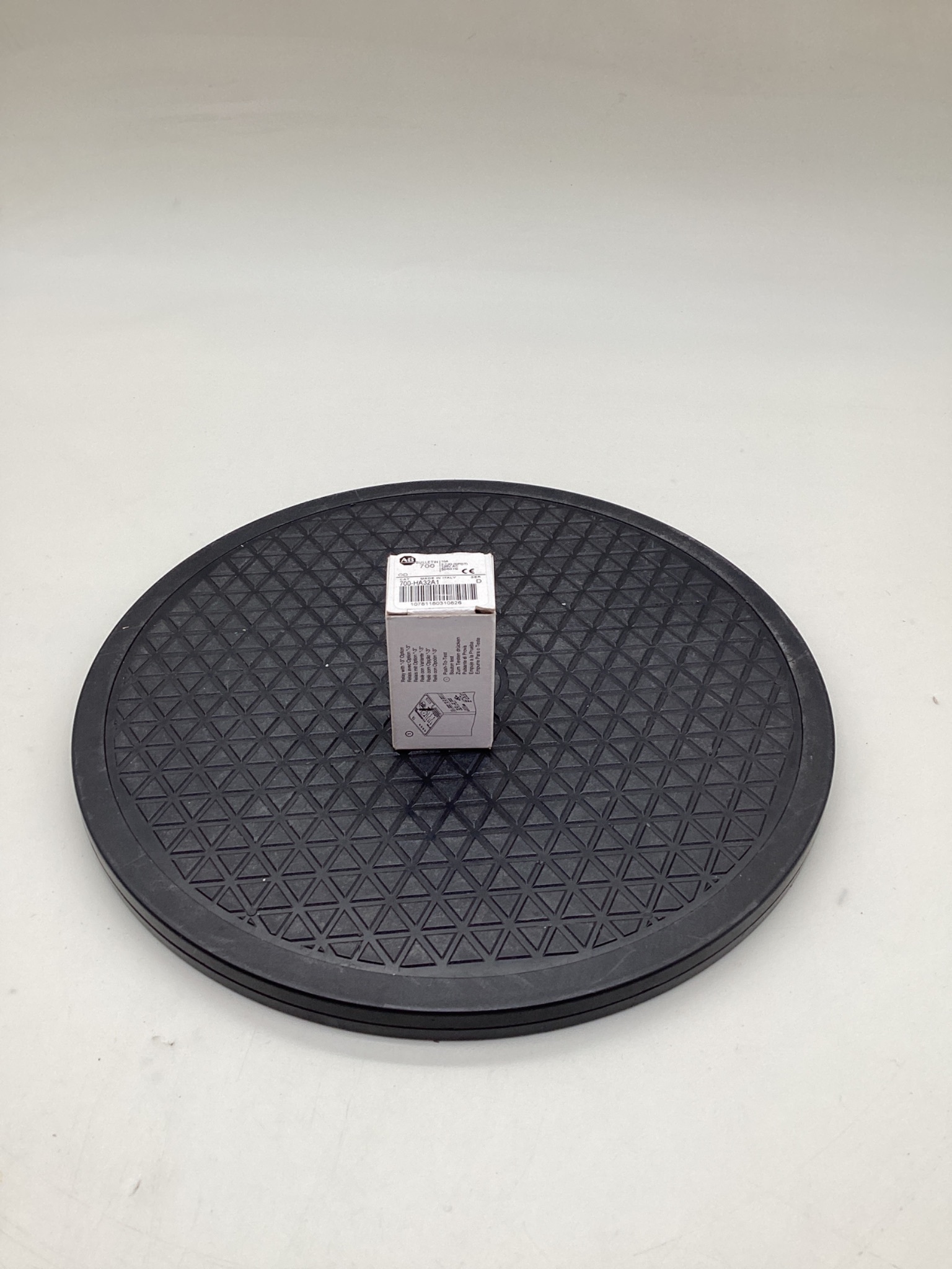 ALLEN-BRADLEY 700-HA32A1 General Purpose Relay 120VAC NEW 0