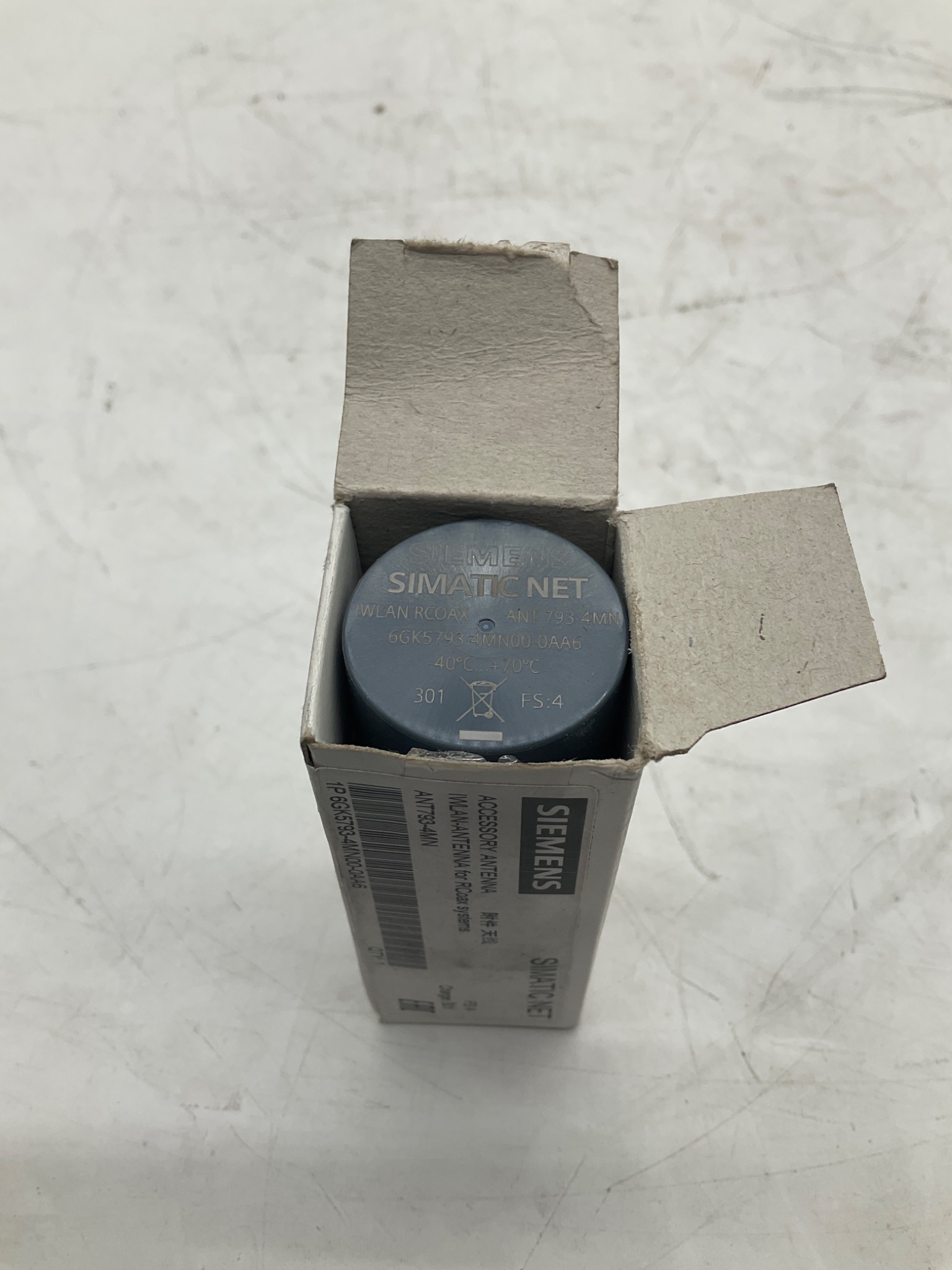 Siemens 6GK5793-4MN00-0AA6 ANT793-4MN IWLAN RCoax Antenna NEW 2