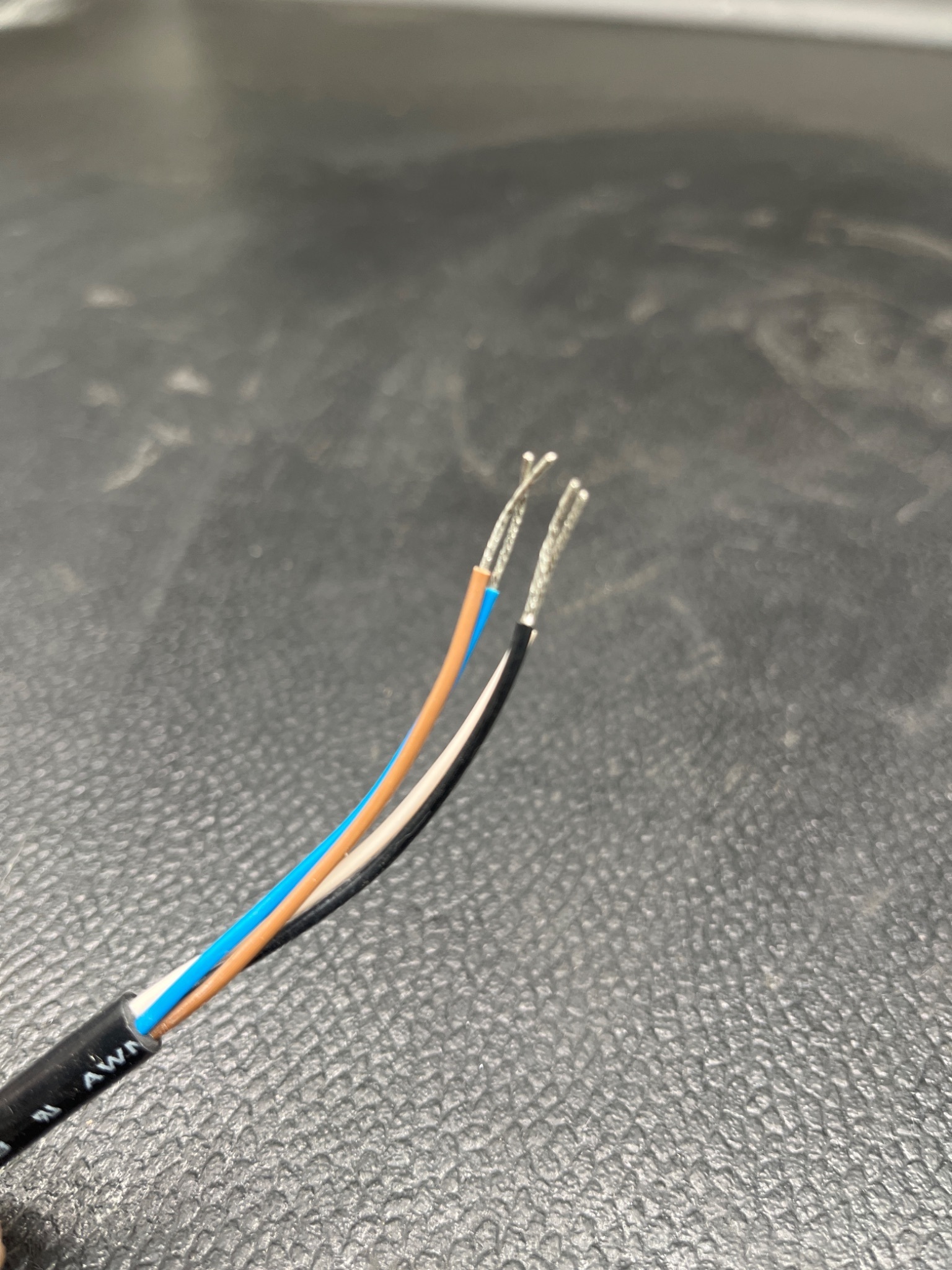 BANNER ENGINEERING SM312F MINI‑BEAM Sensor with Actuator USED 5