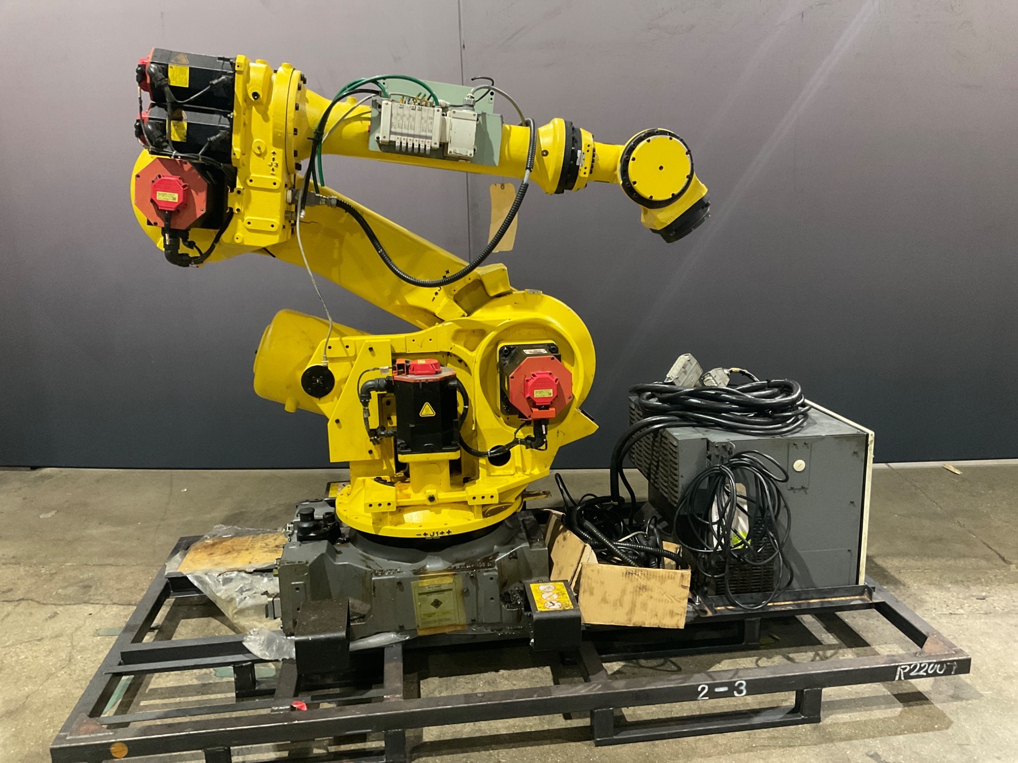 FANUC R-2000iB/165F Complete With R-30iB Controller USED 0