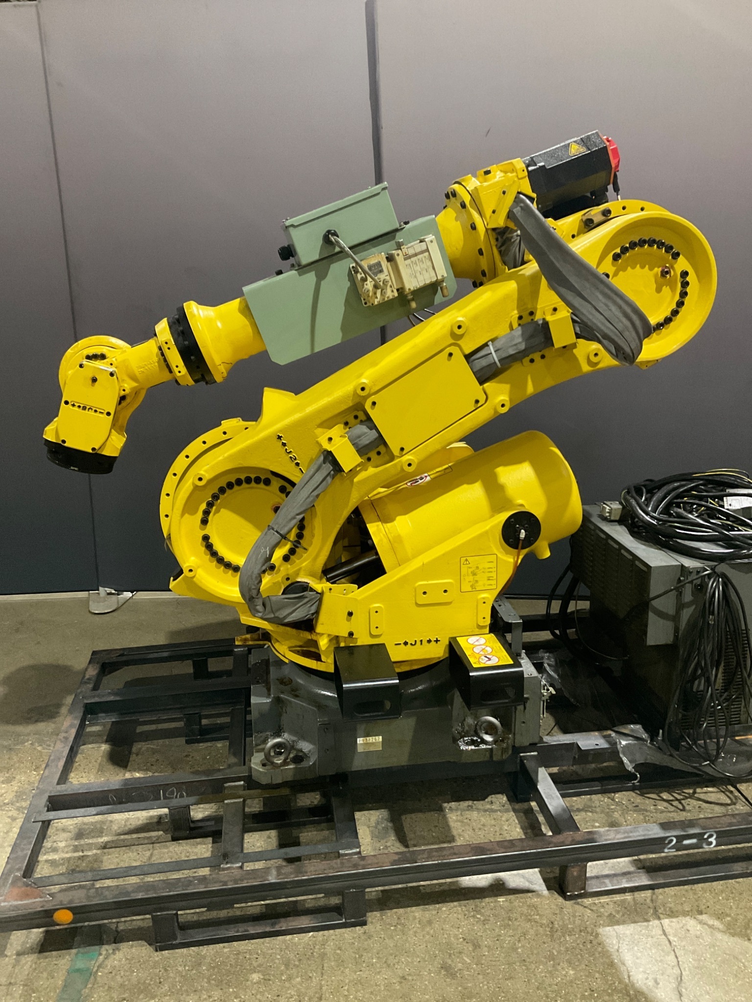 FANUC R-2000iB/165F Complete With R-30iB Controller USED 1