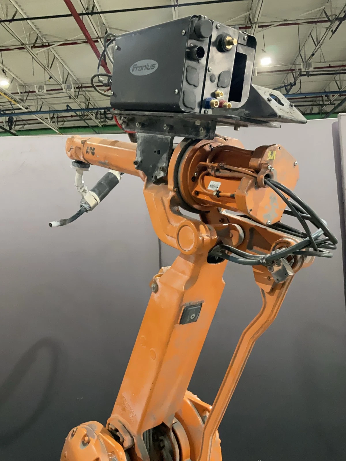 ABB IRB 2400L Type B Master/Slave Welding Cell With IRC5 Controllers USED - Image 5