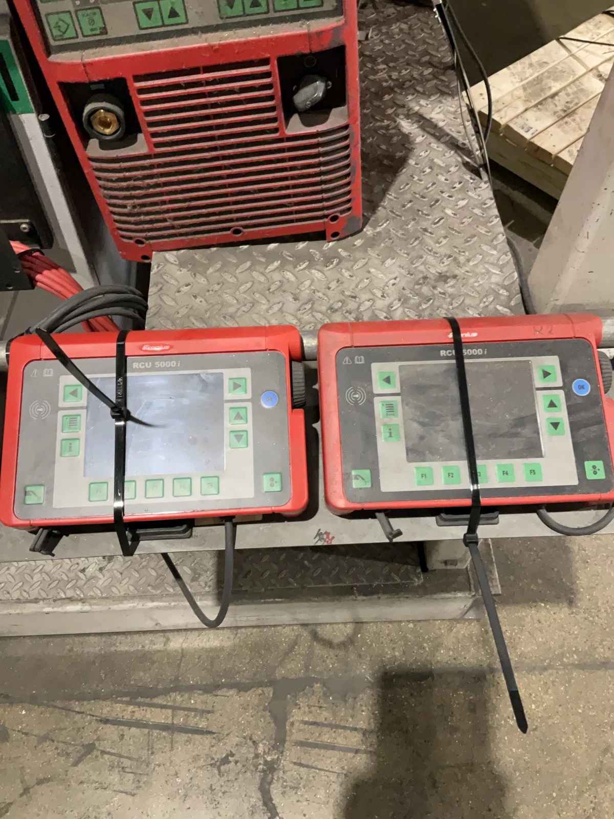 ABB IRB 2400L Type B Master/Slave Welding Cell With IRC5 Controllers USED - Image 10