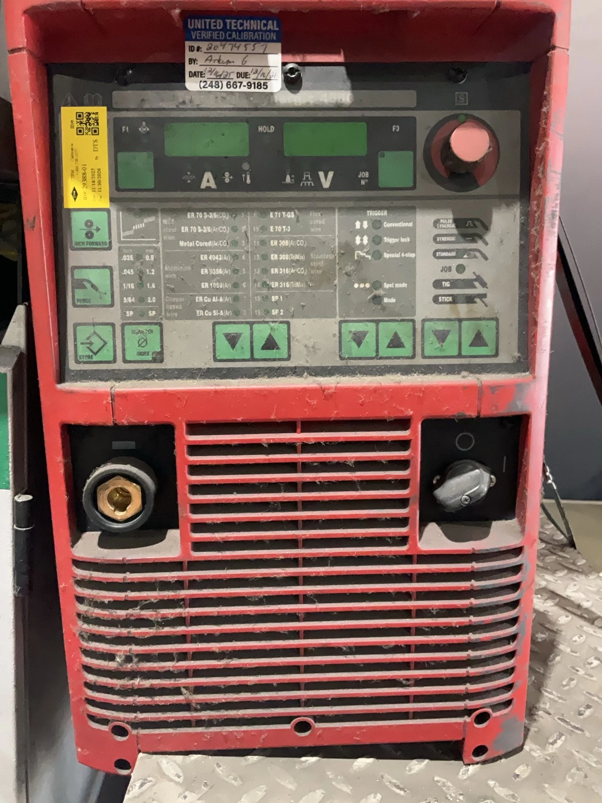 ABB IRB 2400L Type B Master/Slave Welding Cell With IRC5 Controllers USED - Image 11