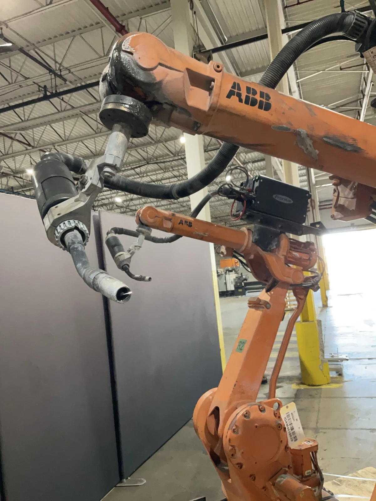 ABB IRB 2400L Type B Master/Slave Welding Cell With IRC5 Controllers USED - Image 16