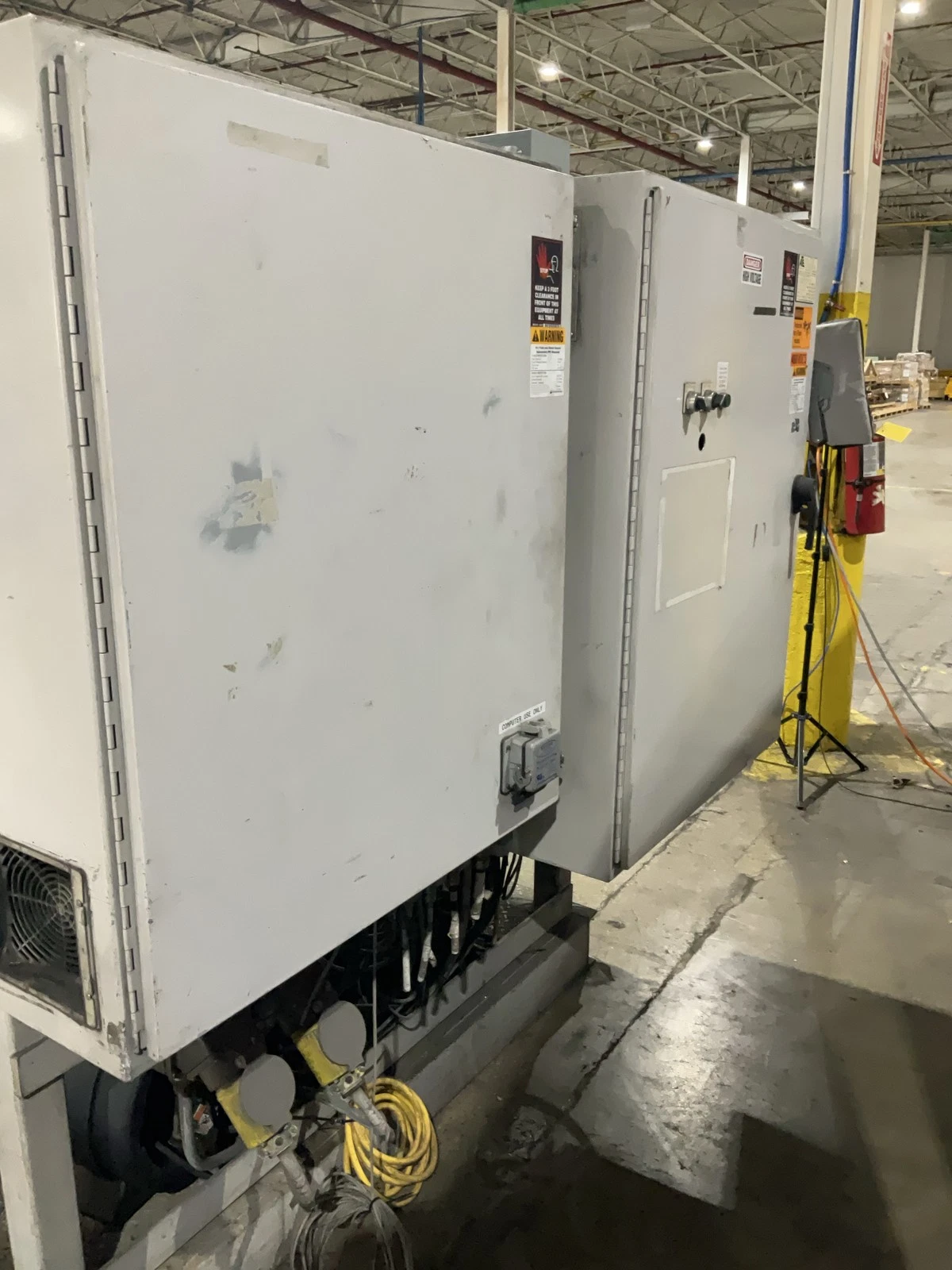ABB IRB 2400L Type B Master/Slave Welding Cell With IRC5 Controllers USED - Image 17